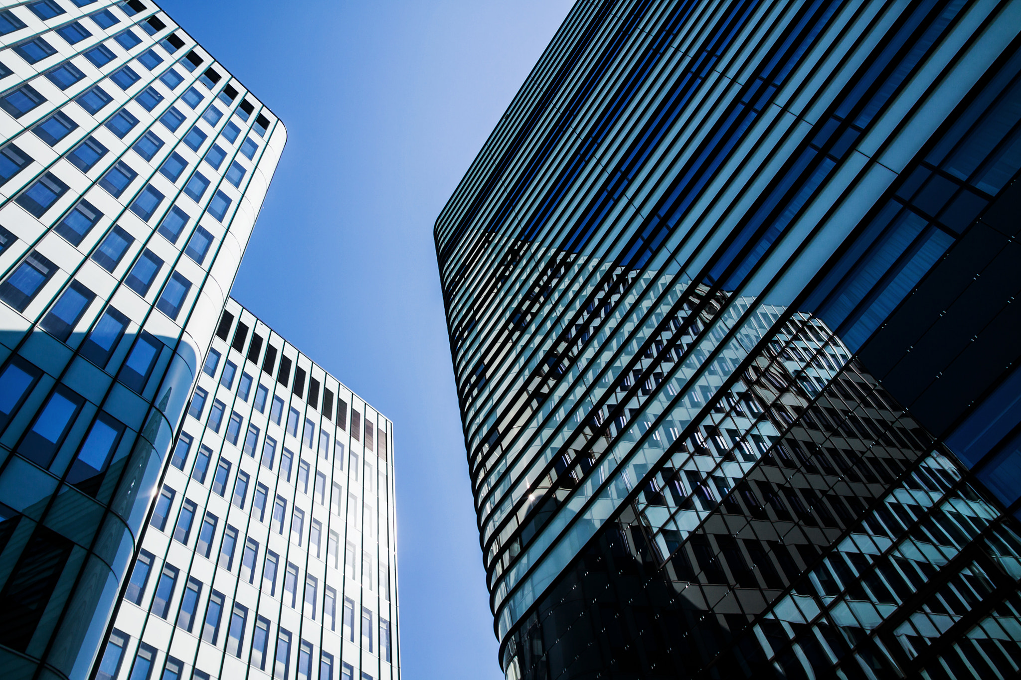 Sigma 17-70mm F2.8-4 DC Macro OS HSM sample photo. Modern financial office building photography