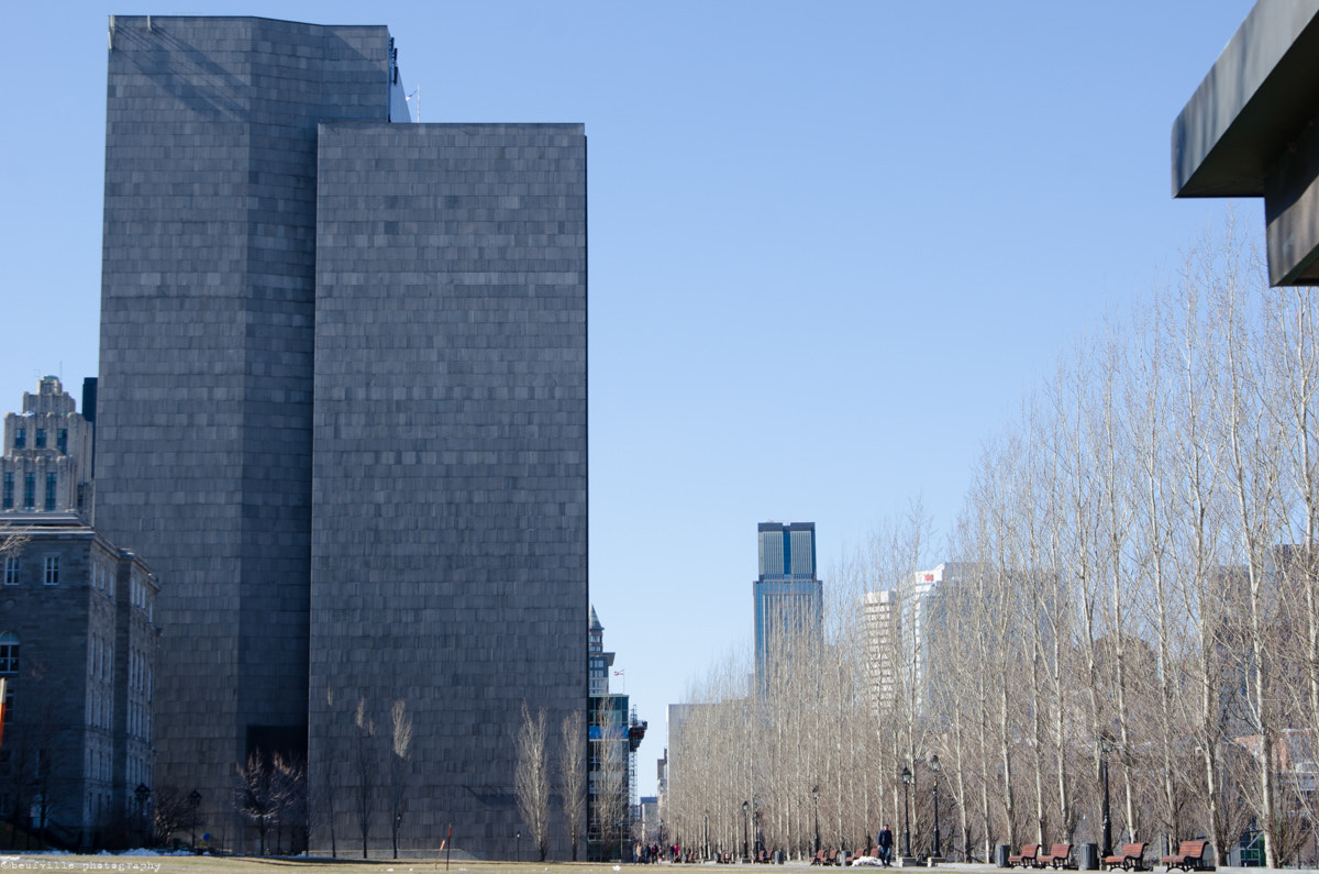 Nikon AF Nikkor 24-85mm F2.8-4D IF sample photo. Montréal buildings.jpg photography