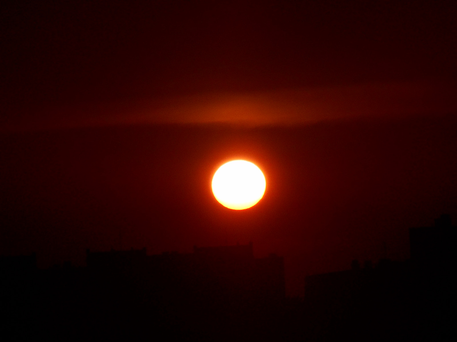 Nikon COOLPIX S3400 sample photo. Summer sunset photography