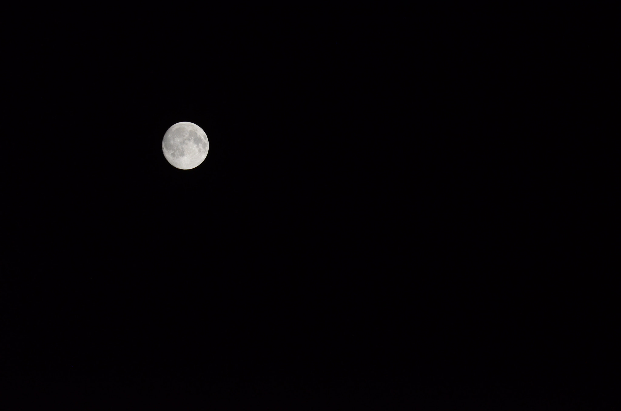 Nikon D5100 sample photo. Moon over ocean city photography