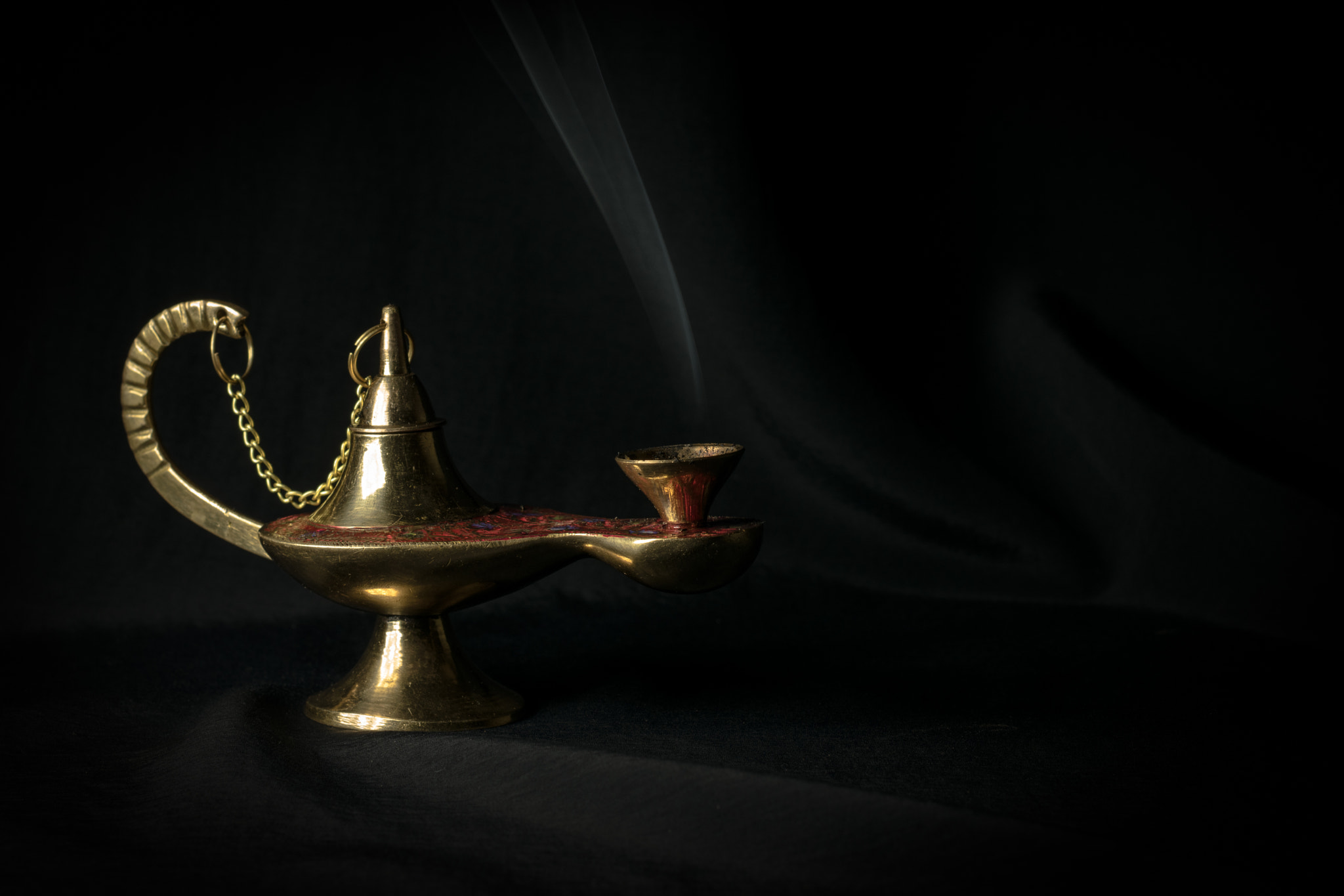 Nikon D5300 + Nikon AF-S Nikkor 50mm F1.4G sample photo. Aladin's lamp 1 photography
