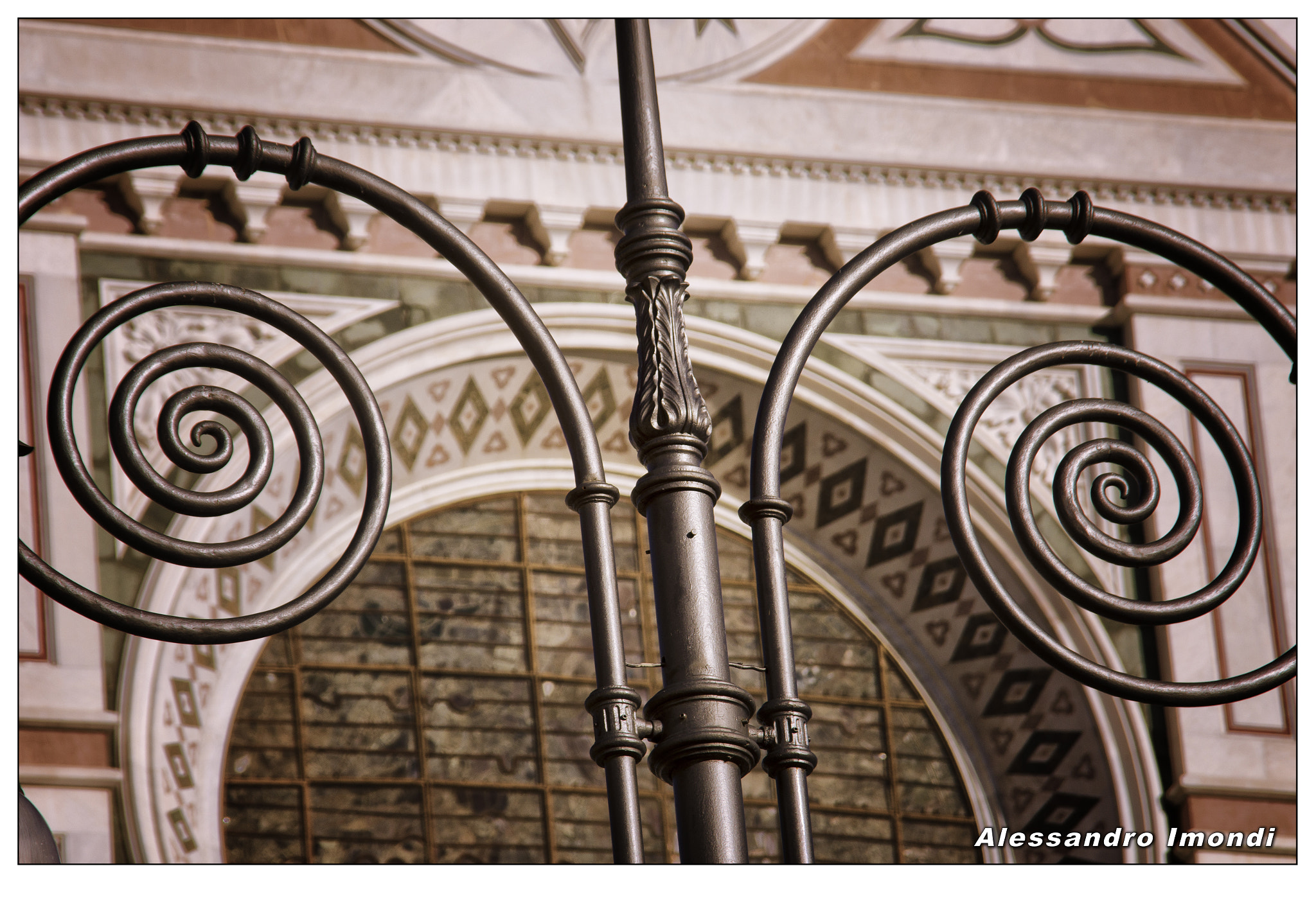 Sigma 28-200mm F3.5-5.6 Compact Aspherical Hyperzoom Macro sample photo. Lampioni (santa croce) photography