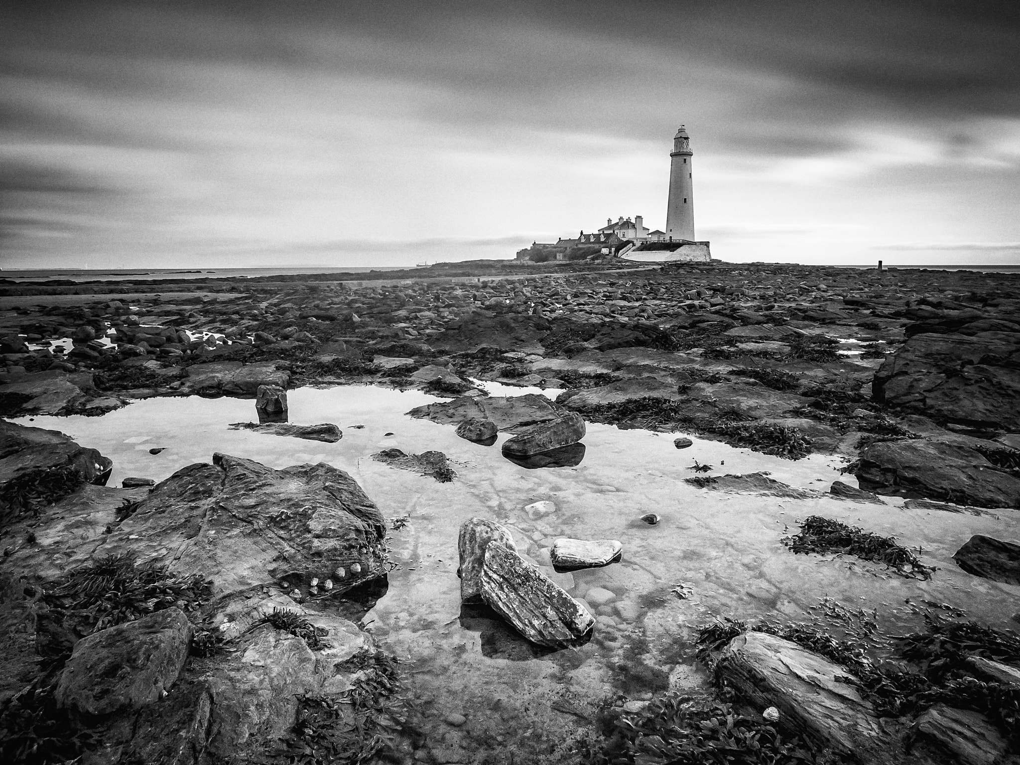 Sigma 10-20mm F3.5 EX DC HSM sample photo. The lighthouse photography