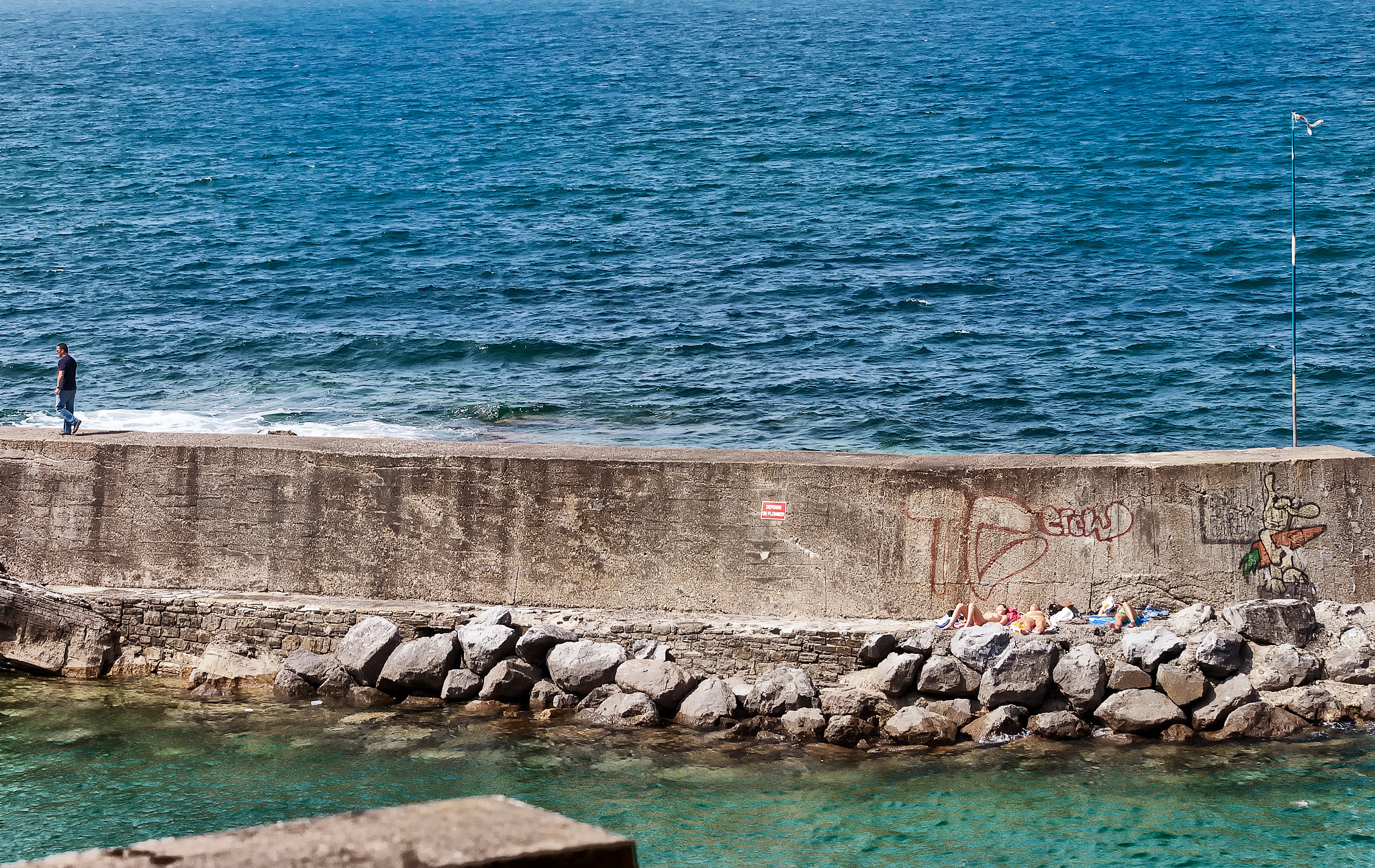 Nikon D200 sample photo. Arles. photography