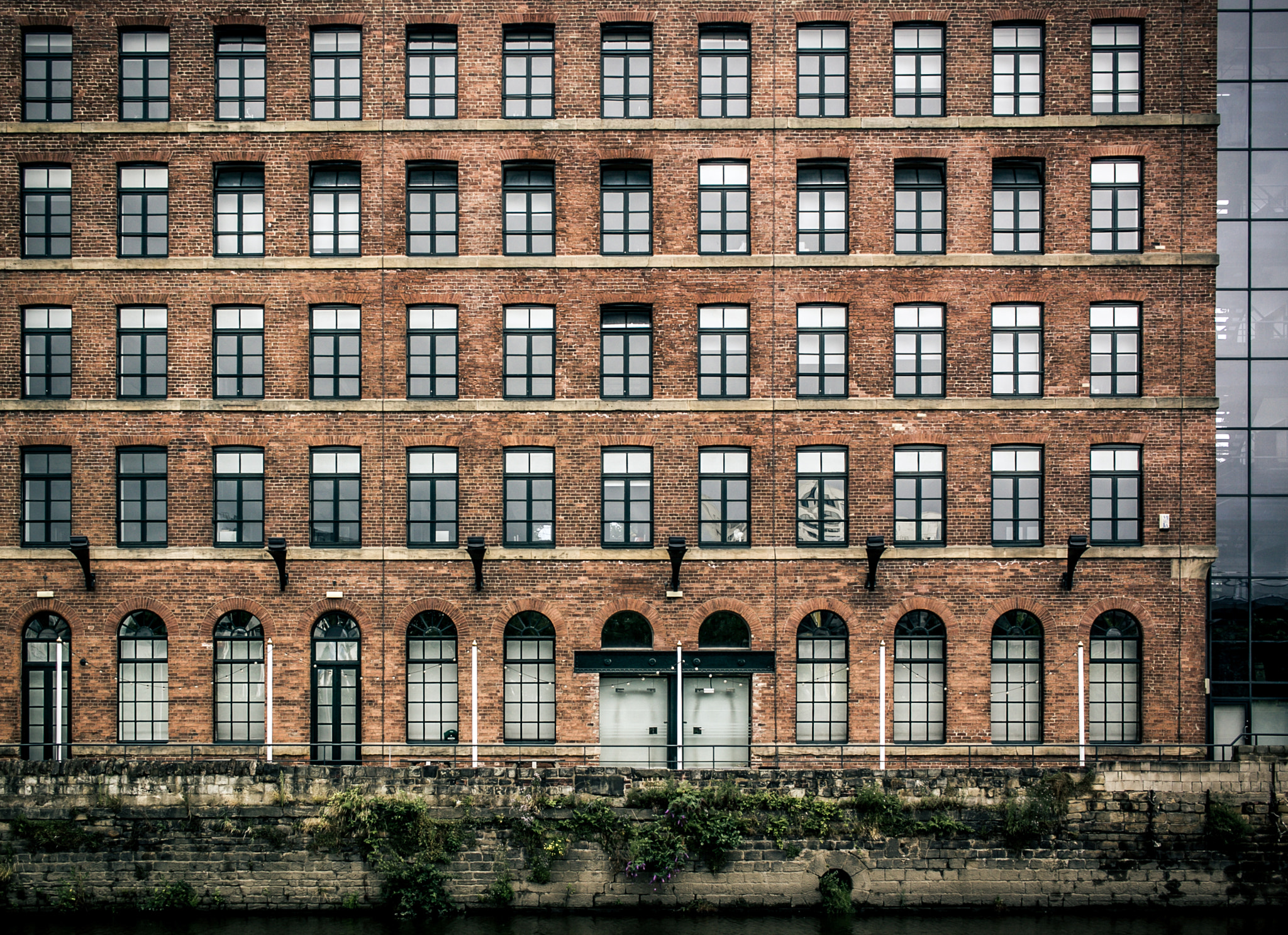 Canon EF-S 24mm F2.8 STM sample photo. Rose wharf photography