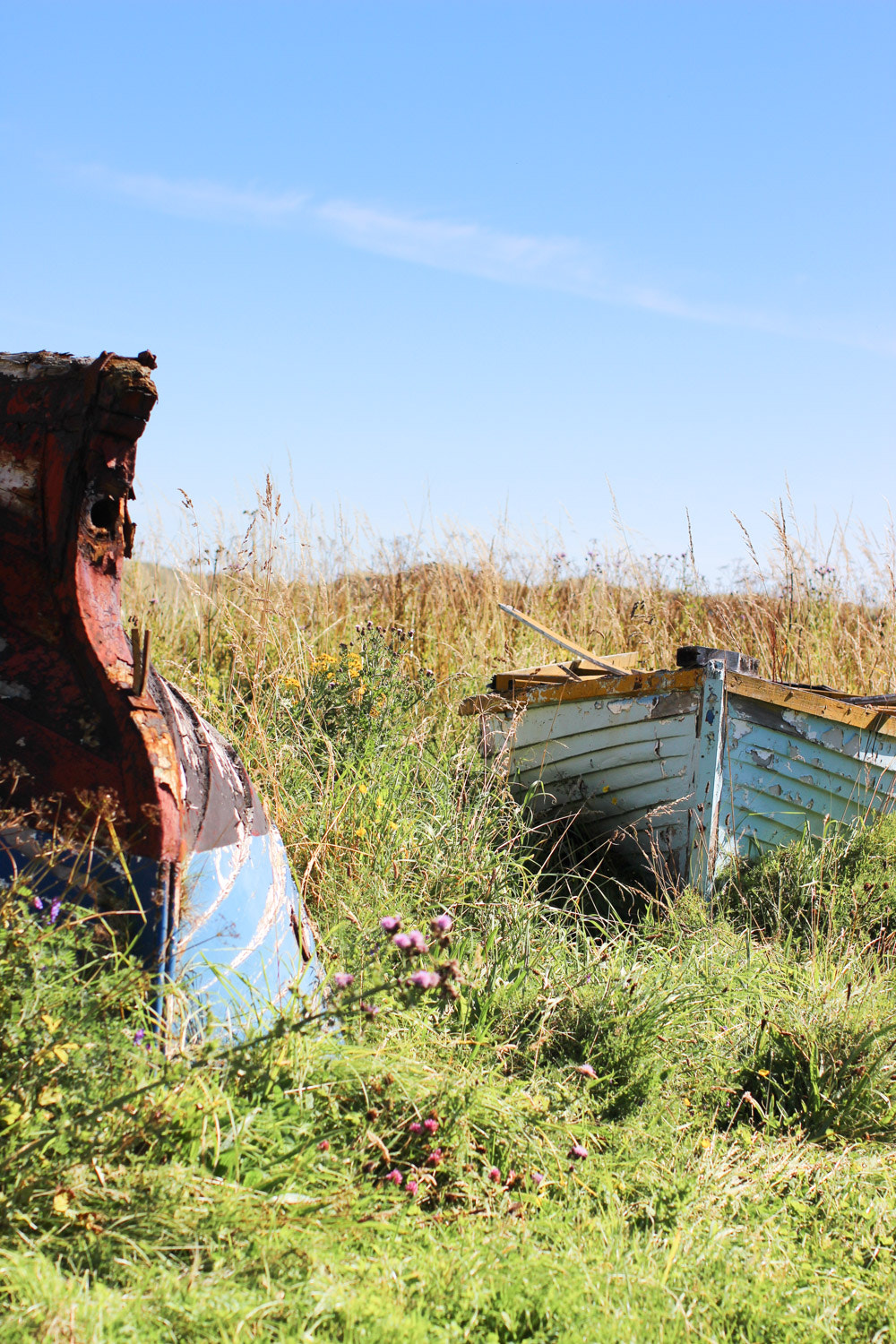Canon EOS 600D (Rebel EOS T3i / EOS Kiss X5) + Canon EF 50mm F1.2L USM sample photo. Two boats, no water. photography