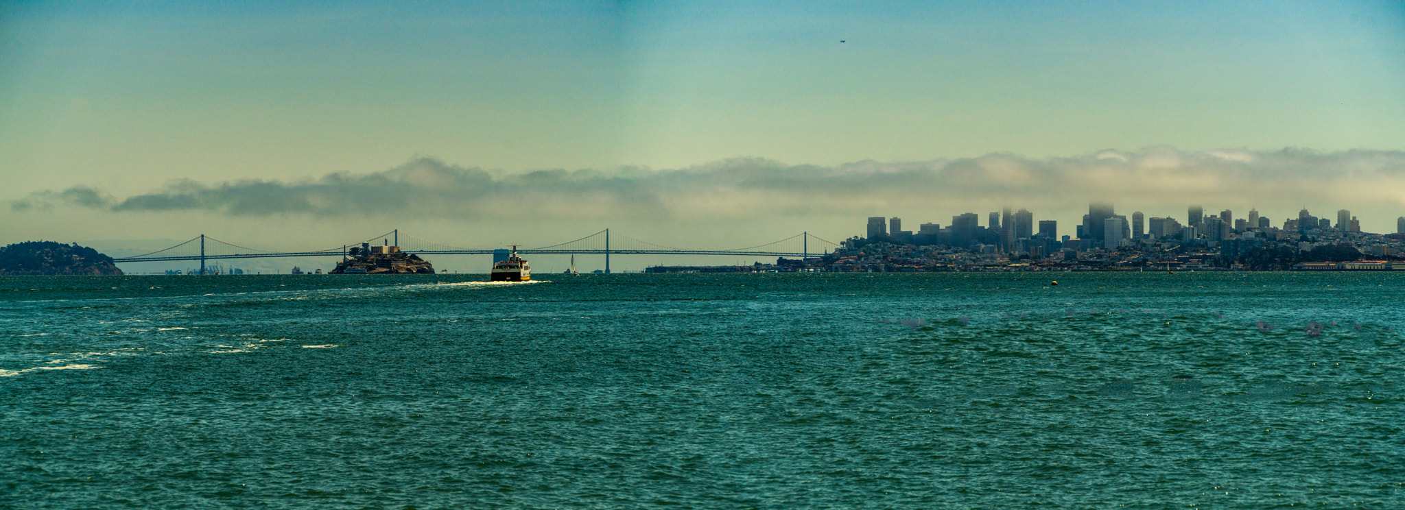 Sony FE PZ 28-135mm F4 G OSS sample photo. San francisco & alcatraz photography