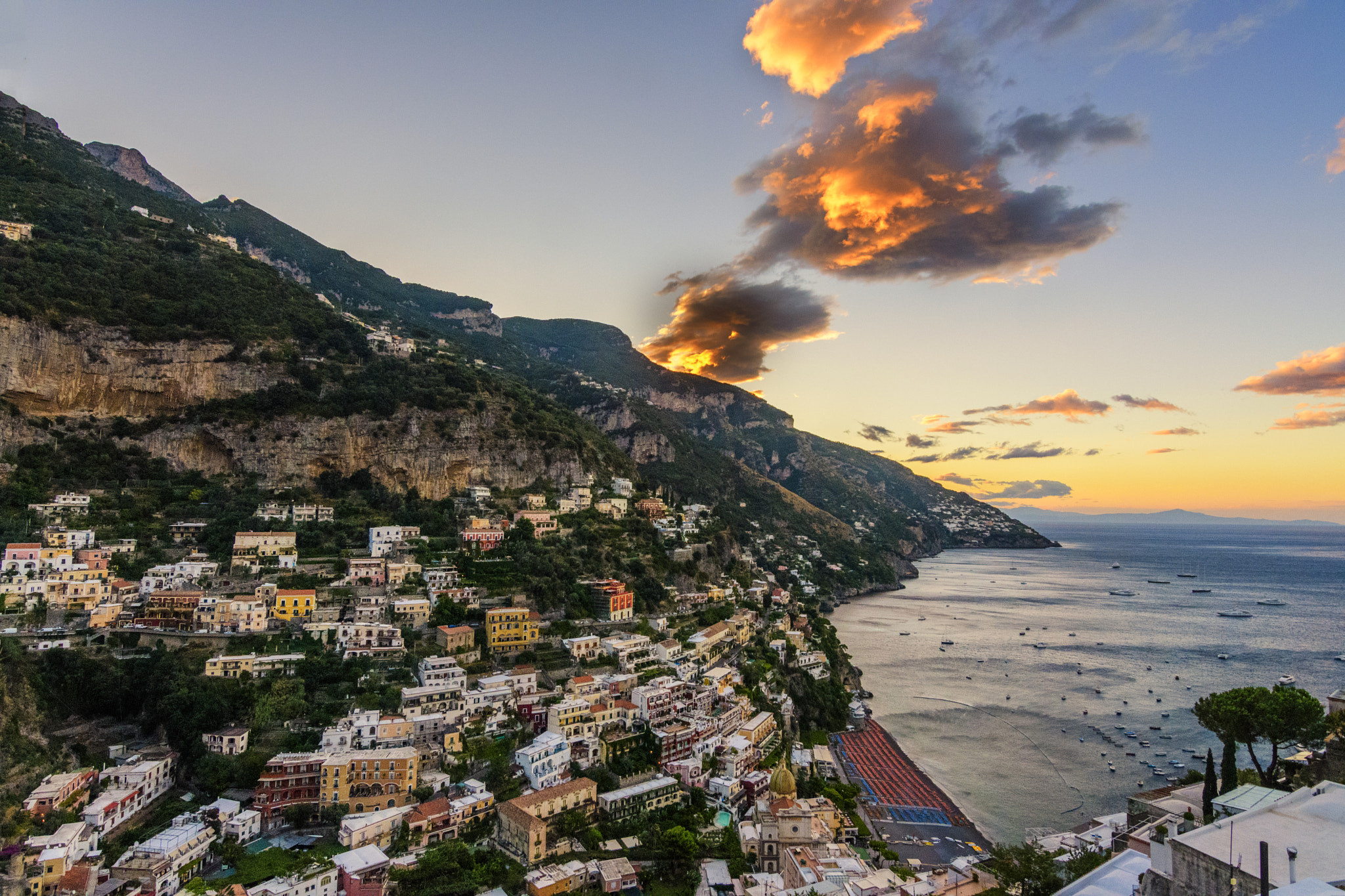 Nikon D500 + Tokina AT-X Pro 11-16mm F2.8 DX II sample photo. Positano most edited sunrise photography