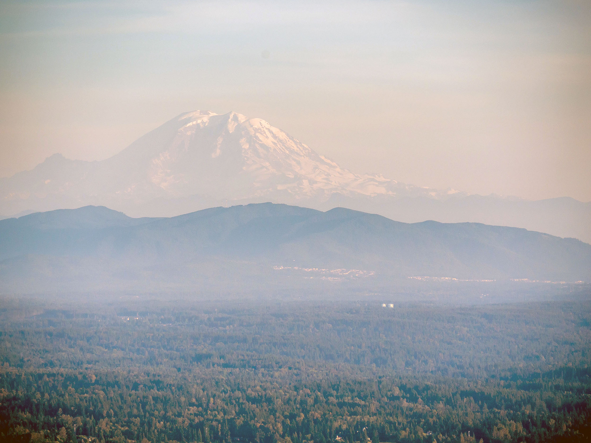 Panasonic Lumix DMC-GH3 sample photo. Mt rainier photography