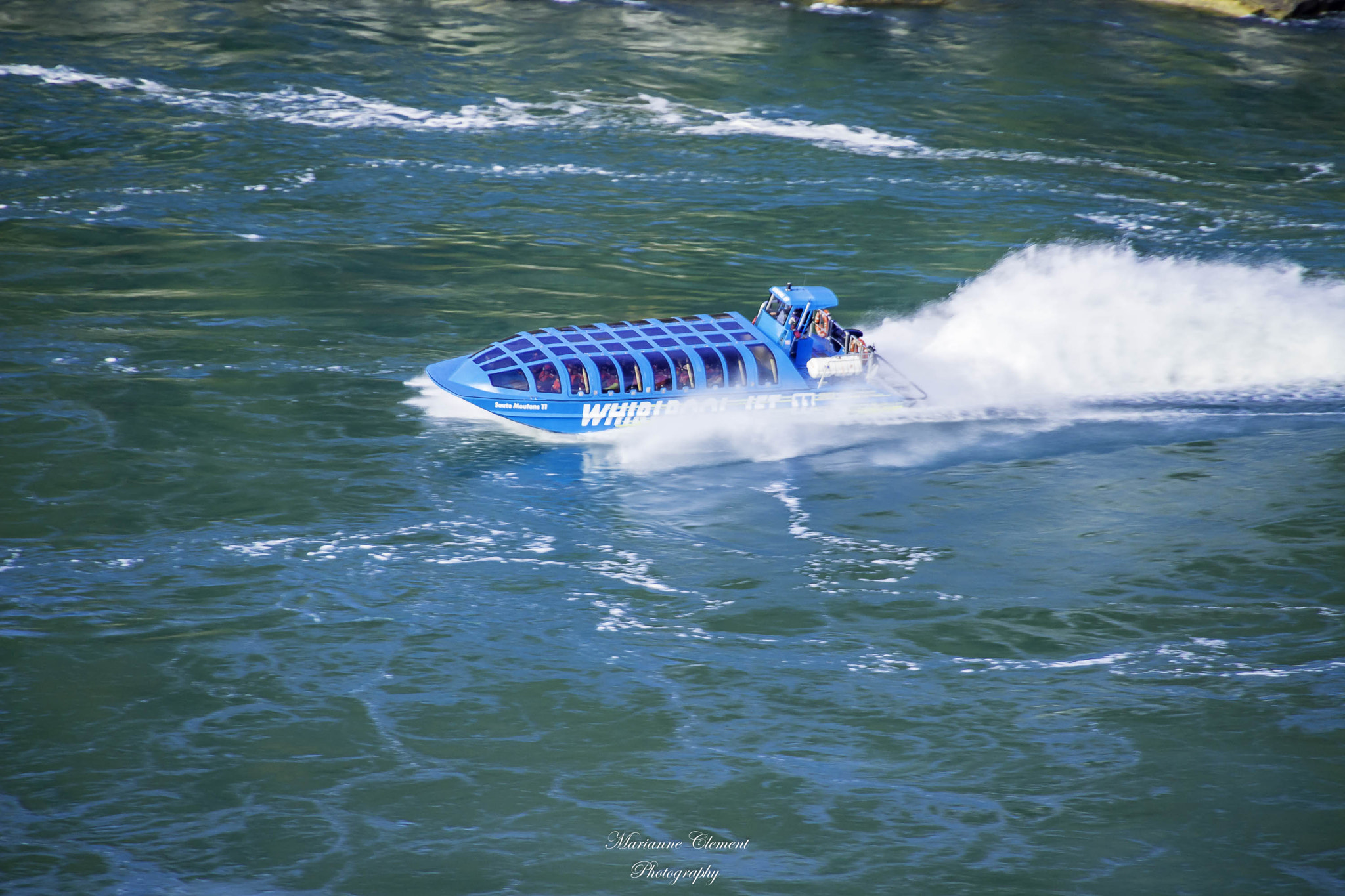 Canon EOS 1200D (EOS Rebel T5 / EOS Kiss X70 / EOS Hi) sample photo. Whirlpool jet boats niagara-on-the-lake photography