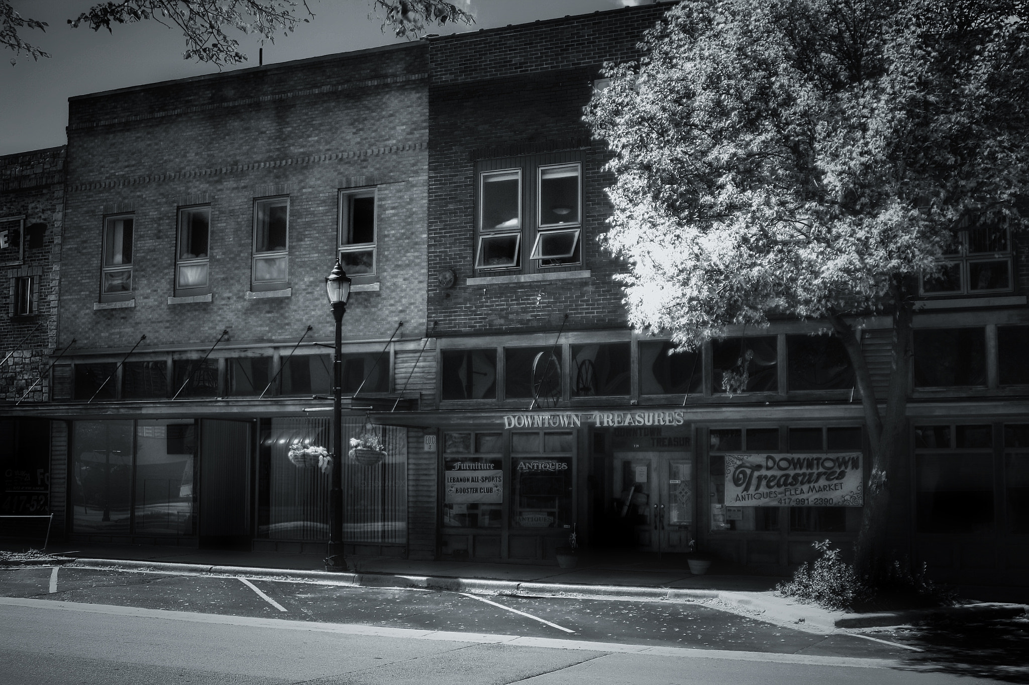 Tamron AF 28-200mm F3.8-5.6 XR Di Aspherical (IF) Macro sample photo. Old downtown lebanon, mo photography