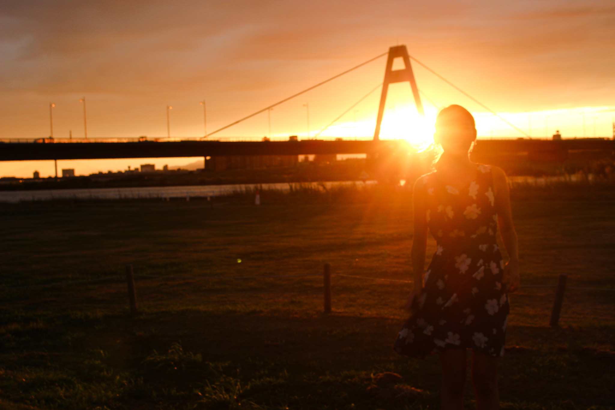 Canon EOS 100D (EOS Rebel SL1 / EOS Kiss X7) sample photo. Sunset photography