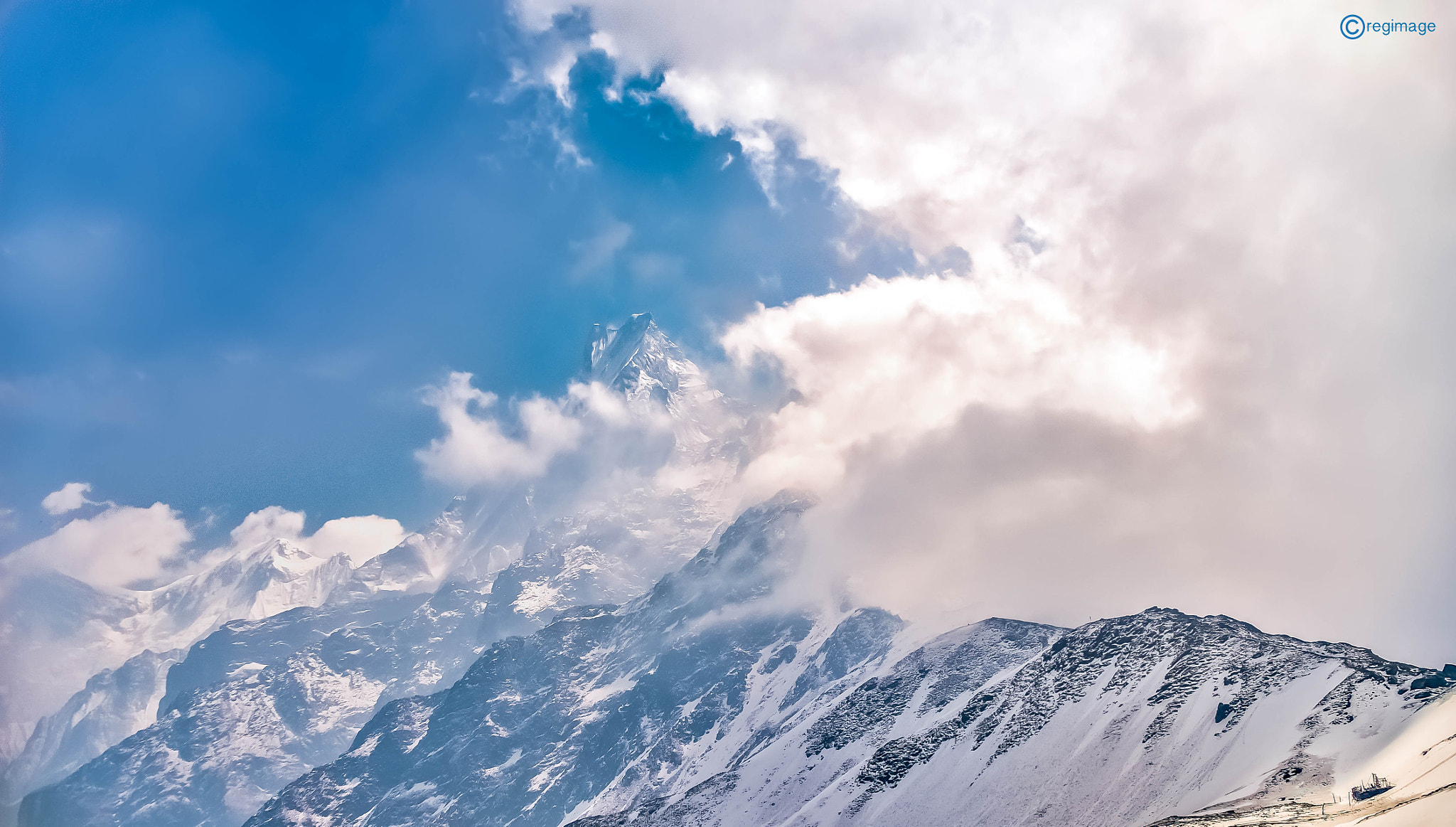 AF Zoom-Nikkor 28-85mm f/3.5-4.5 sample photo. Into the clouds... photography