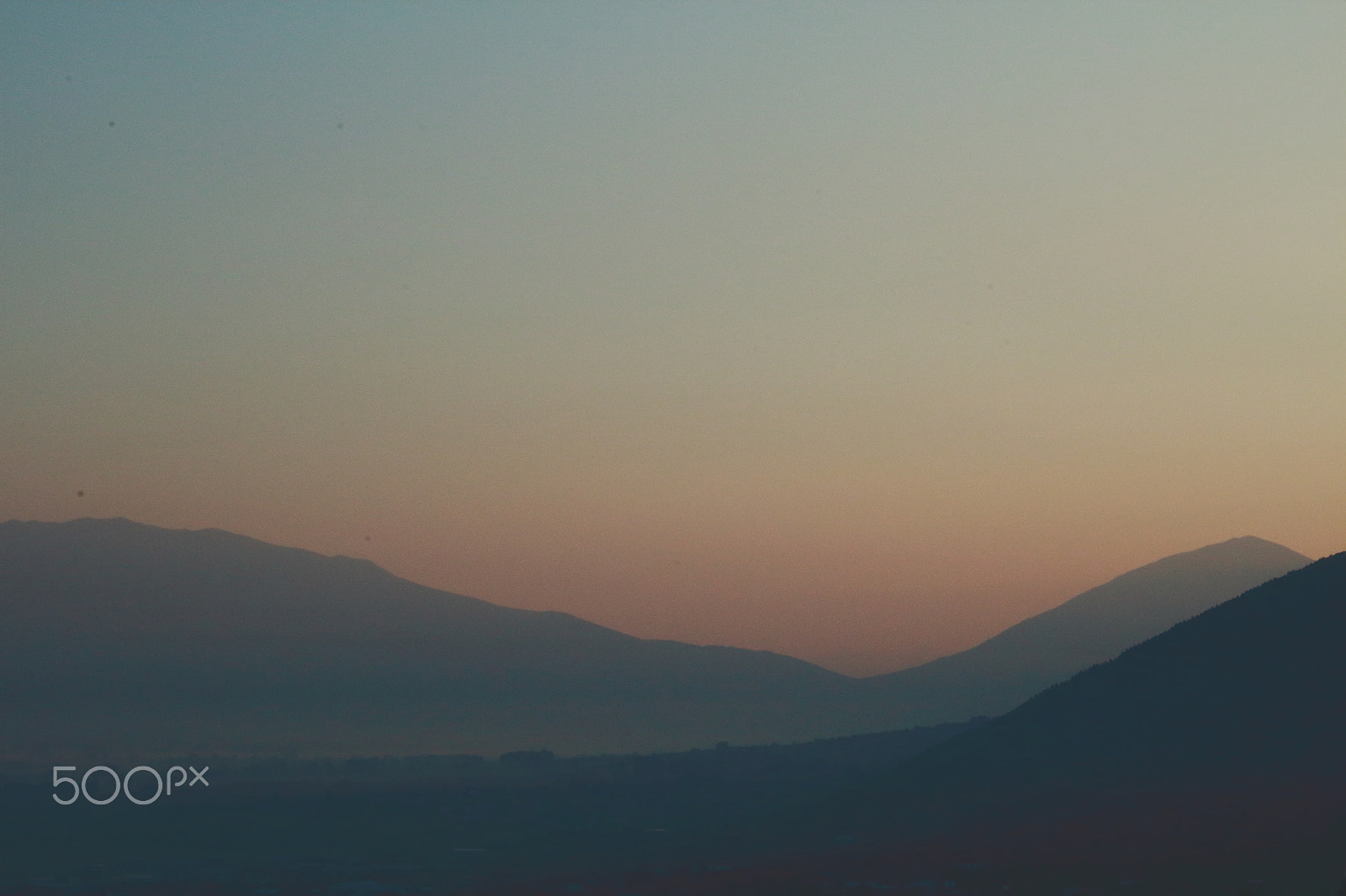 Canon EF-S 18-55mm F3.5-5.6 IS sample photo. Mountain silhouettes photography