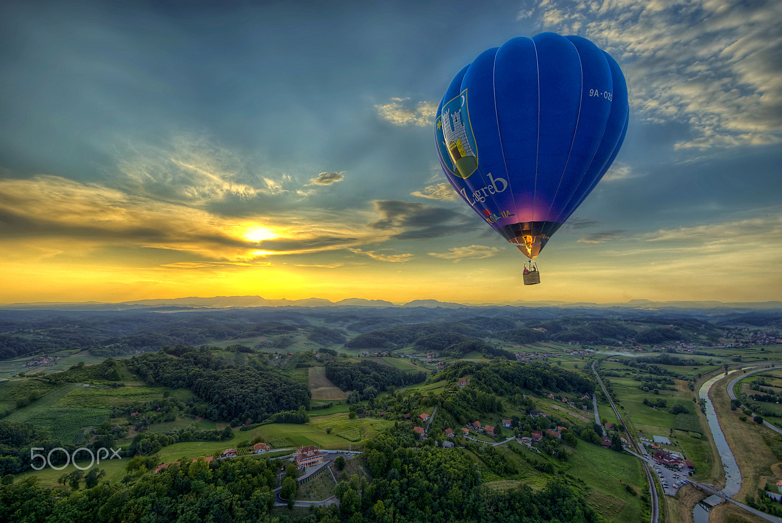 Pentax K200D sample photo. Ballooning over the croatian zagorje photography
