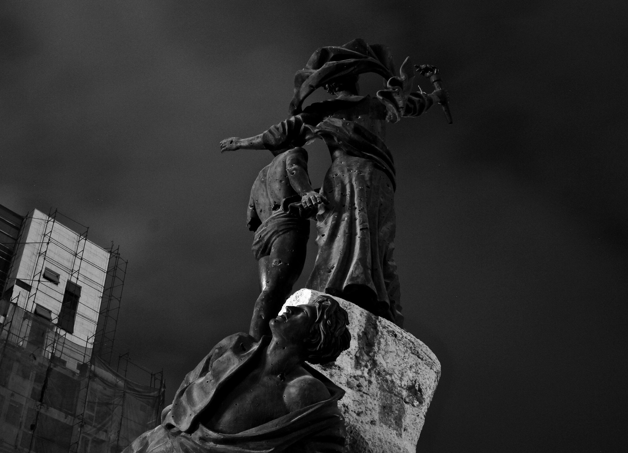 Canon EF-S 24mm F2.8 STM sample photo. Martyr's square, beirut photography