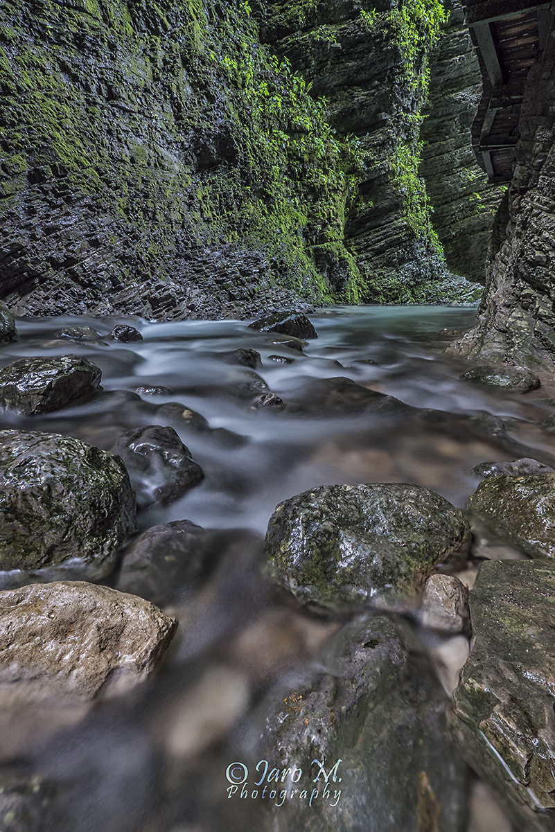 Panasonic Lumix DMC-GX8 + Panasonic Lumix G Vario 7-14mm F4 ASPH sample photo. River photography