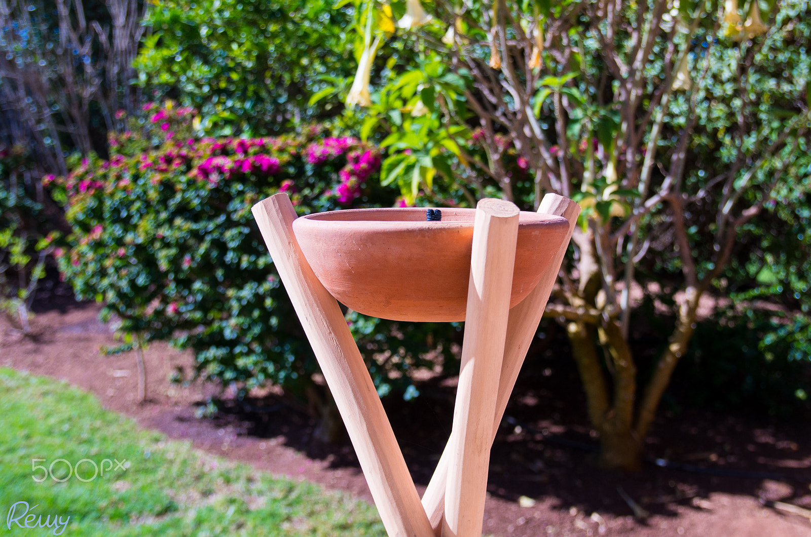 Pentax K-30 + Sigma sample photo. Candlestick photography