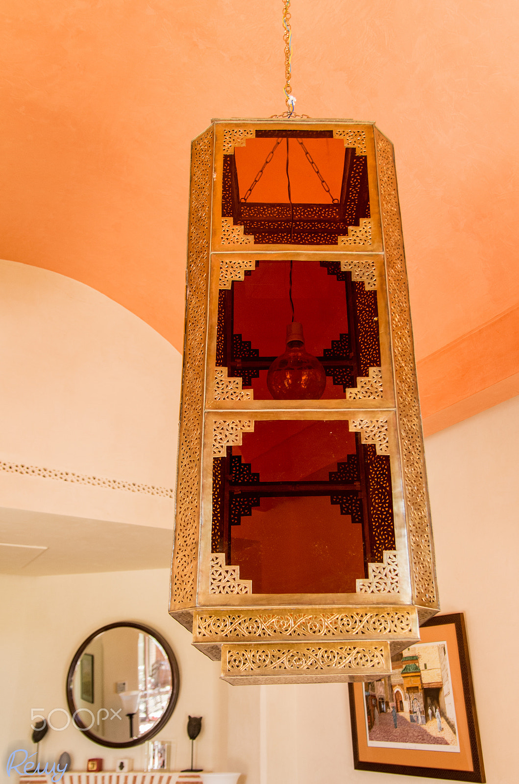 Pentax K-30 + Sigma sample photo. Hanging light photography