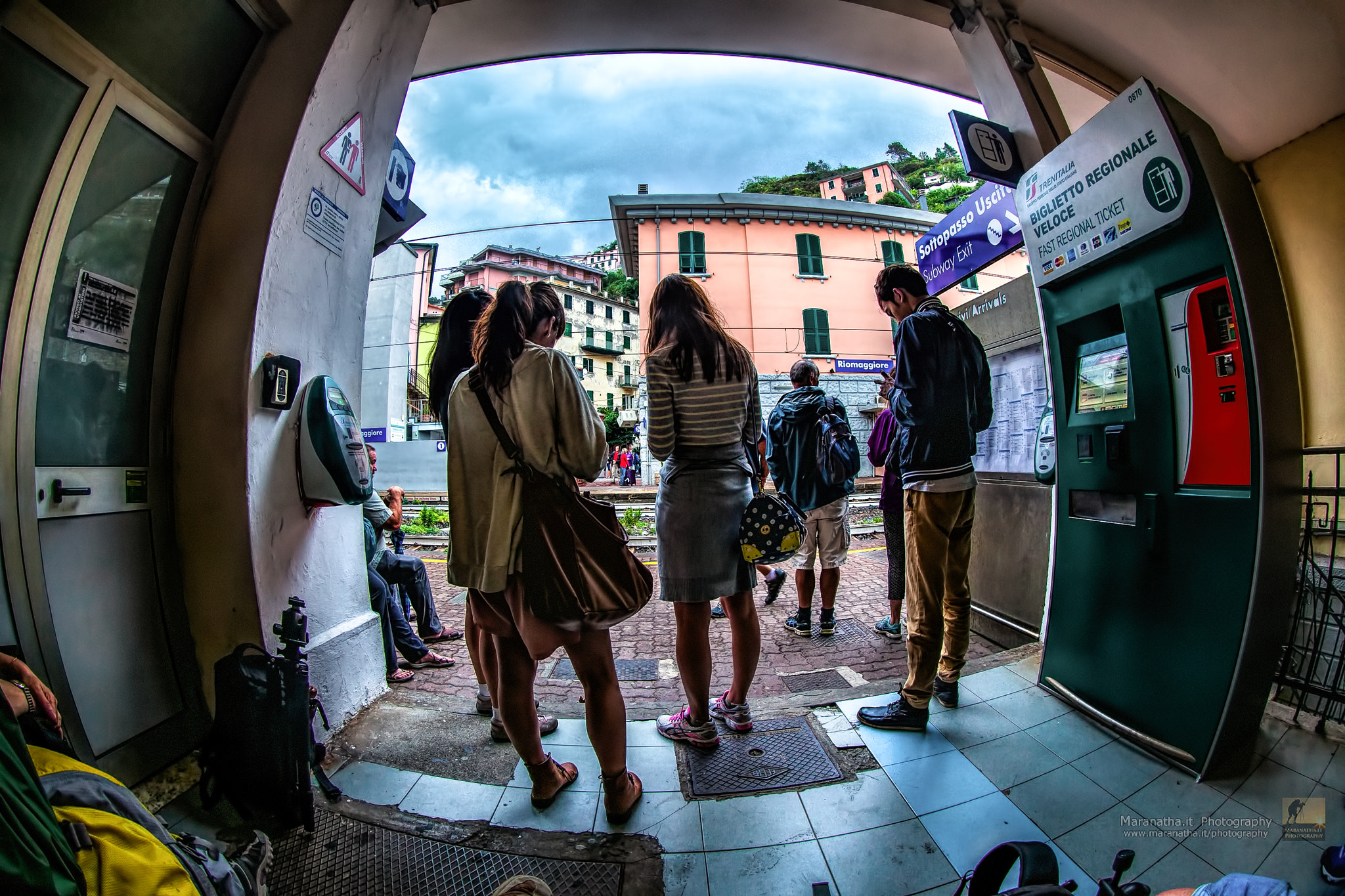 Canon EF 8-15mm F4L Fisheye USM sample photo. Touring the cinque terre photography