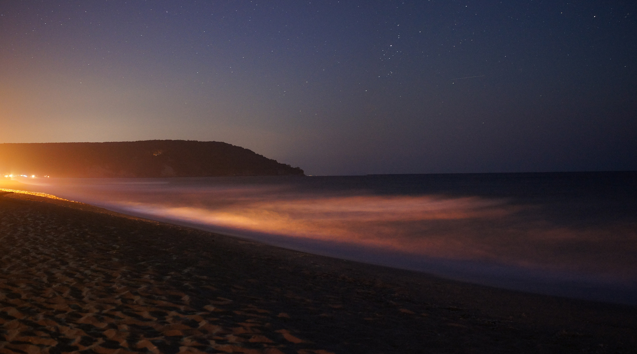 Sony Alpha NEX-C3 + Sigma 30mm F2.8 EX DN sample photo. Fire lights over the sea photography