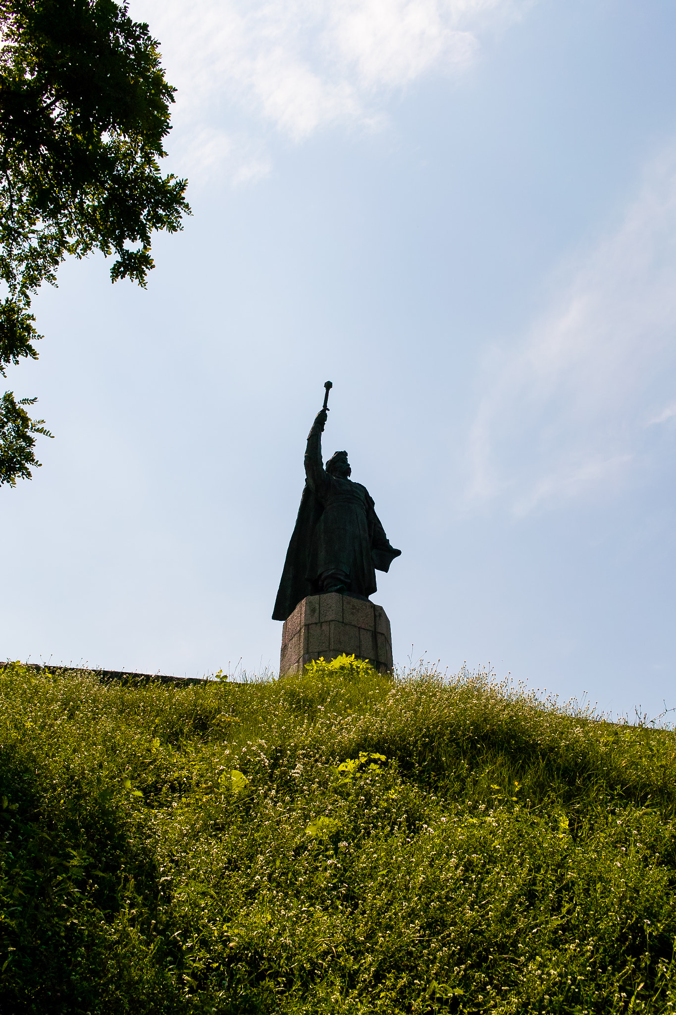 Sigma DP2 sample photo. Chigirin cossack monument photography