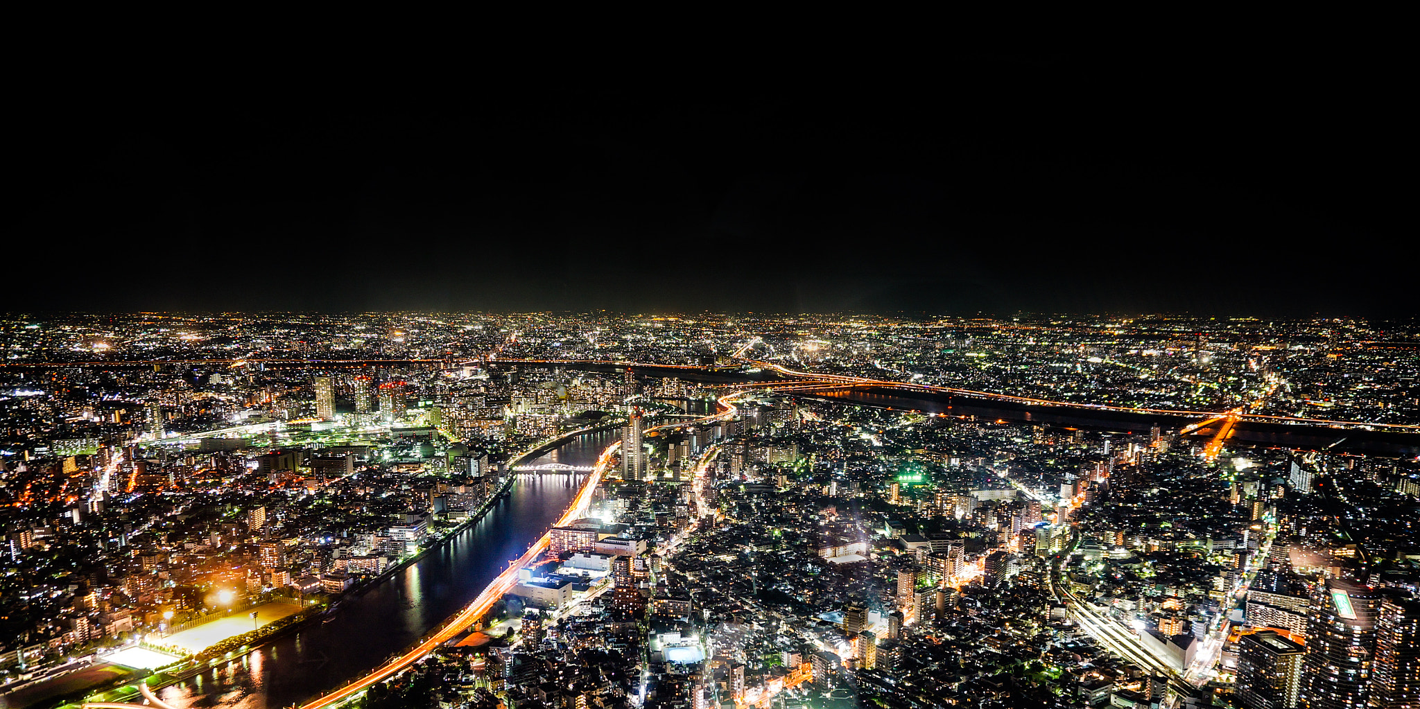 Sony E 16-50mm F3.5-5.6 PZ OSS sample photo. Tokyo @ night. photography