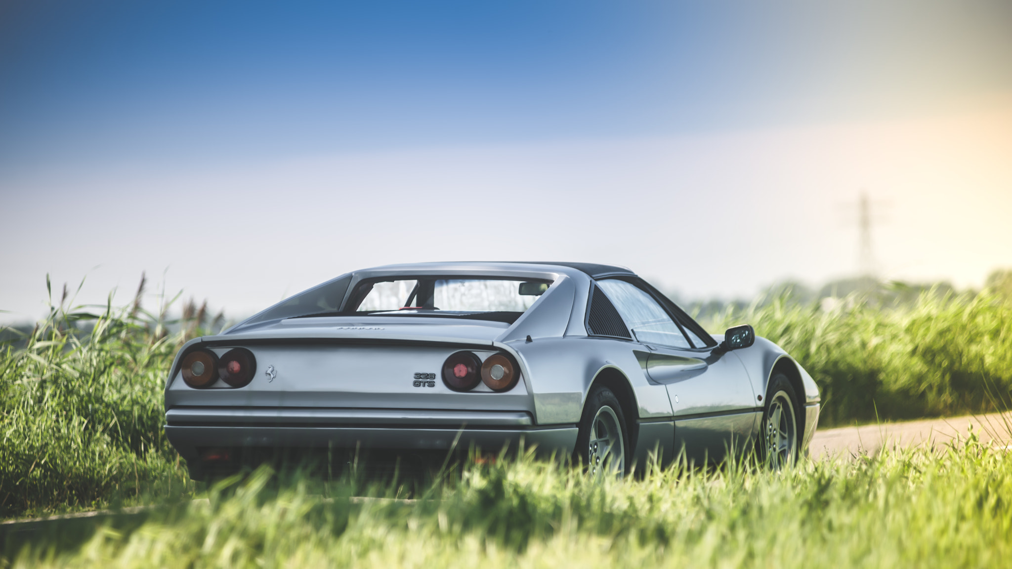 AF Zoom-Nikkor 80-200mm f/2.8 ED sample photo. Classic ferrari photography
