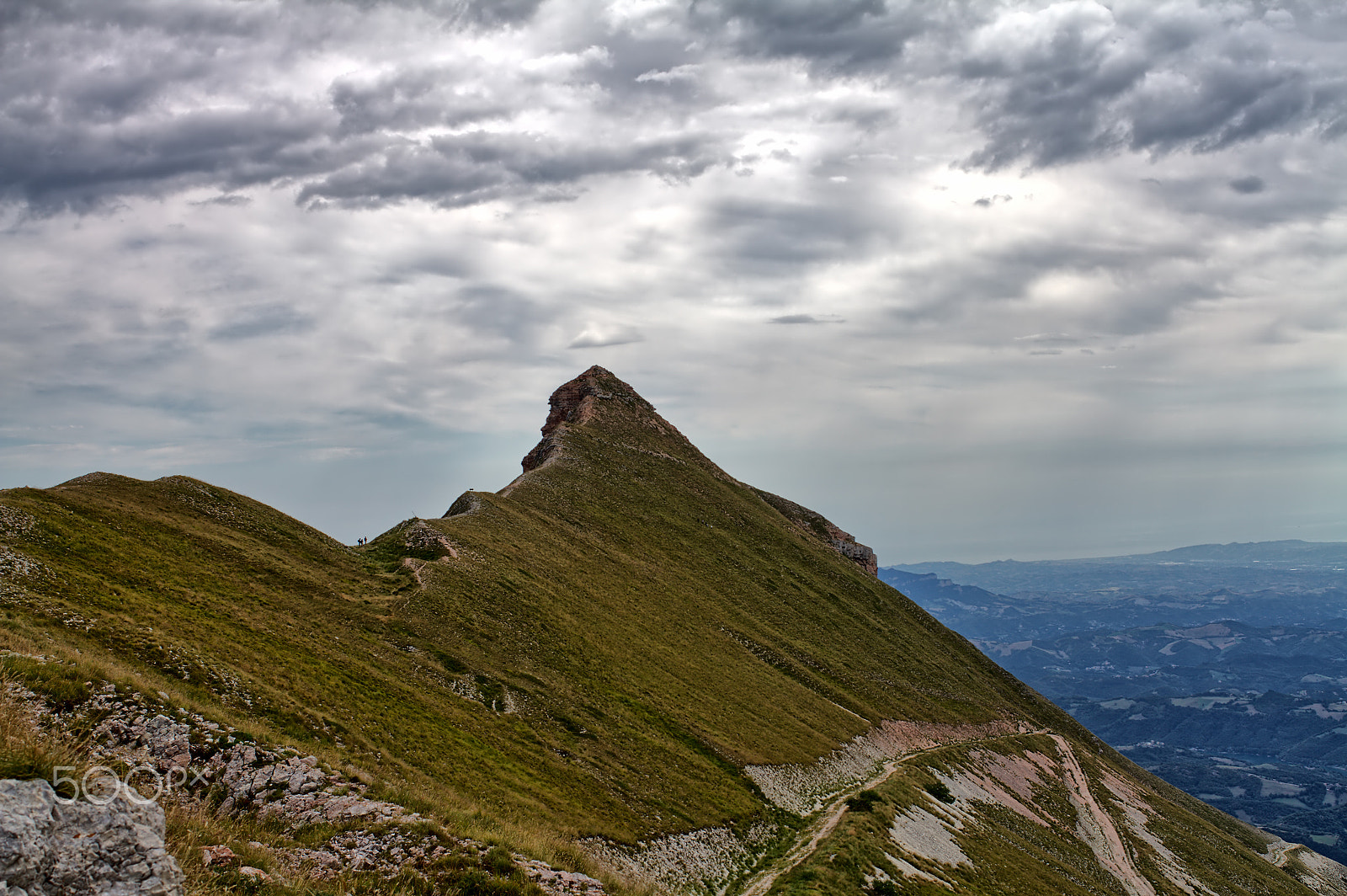 Canon EOS 7D + Canon EF 35mm F2 sample photo. Mount sibilla photography