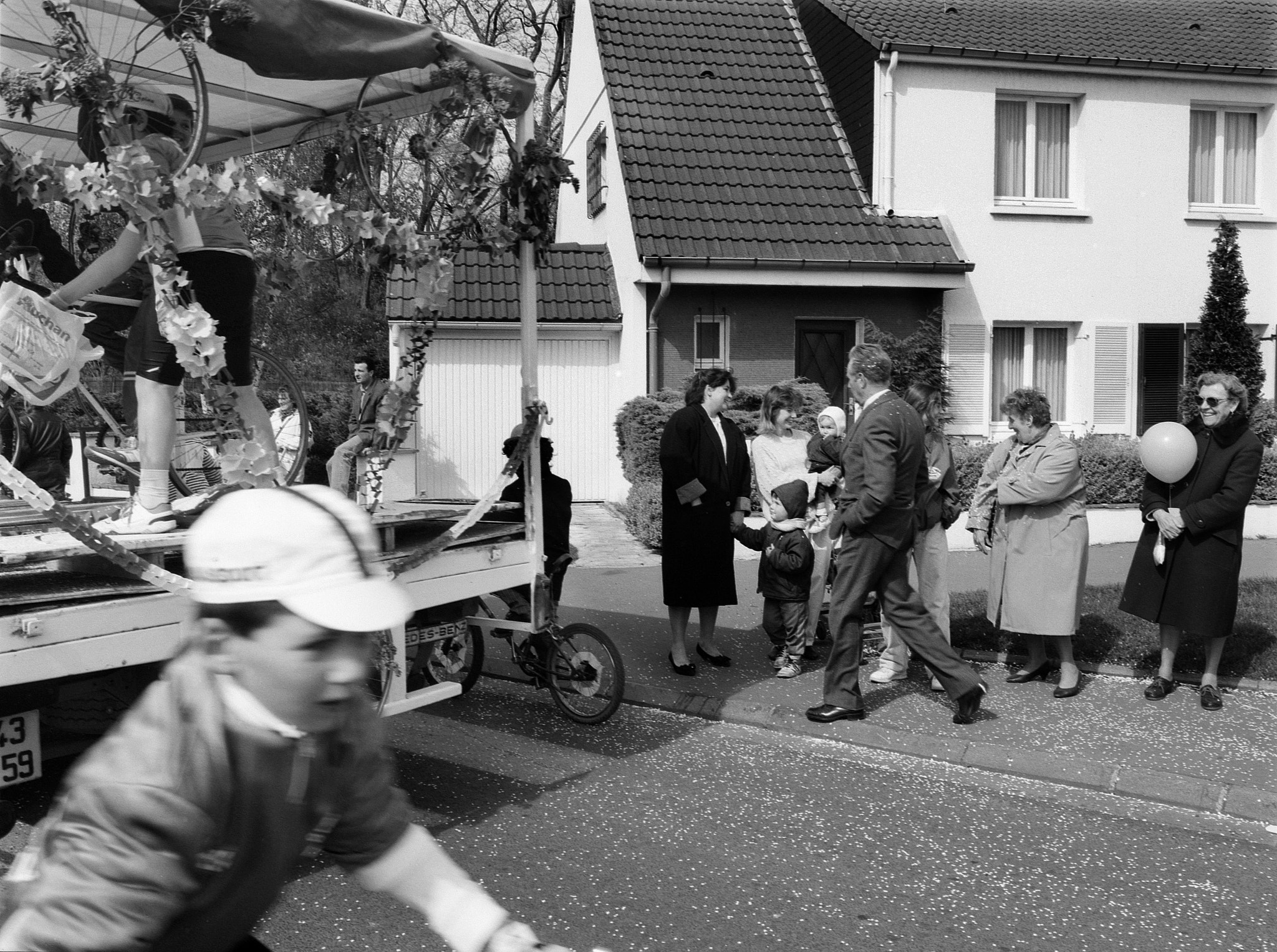 Nikon D3 + AF Micro-Nikkor 105mm f/2.8 sample photo. La grande parade photography