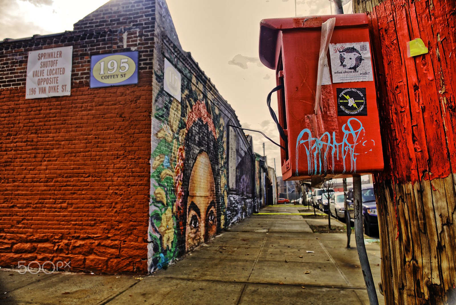 HD Pentax DA 15mm F4 ED AL Limited sample photo. Red hook red photography