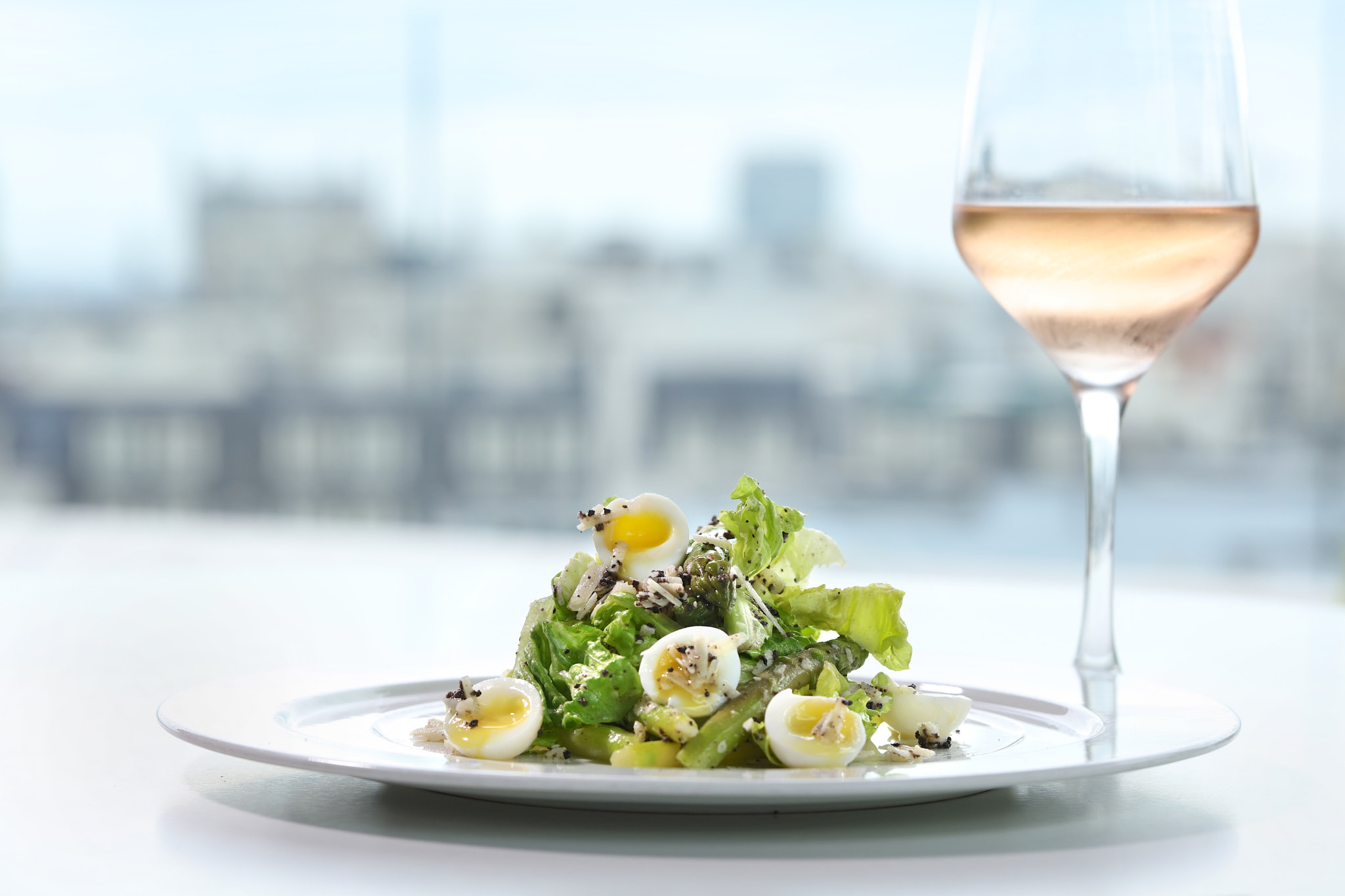 Canon EOS 5DS + Canon EF 100mm F2.8L Macro IS USM sample photo. Quail's egg & asparagus salad at radio rooftop london photography