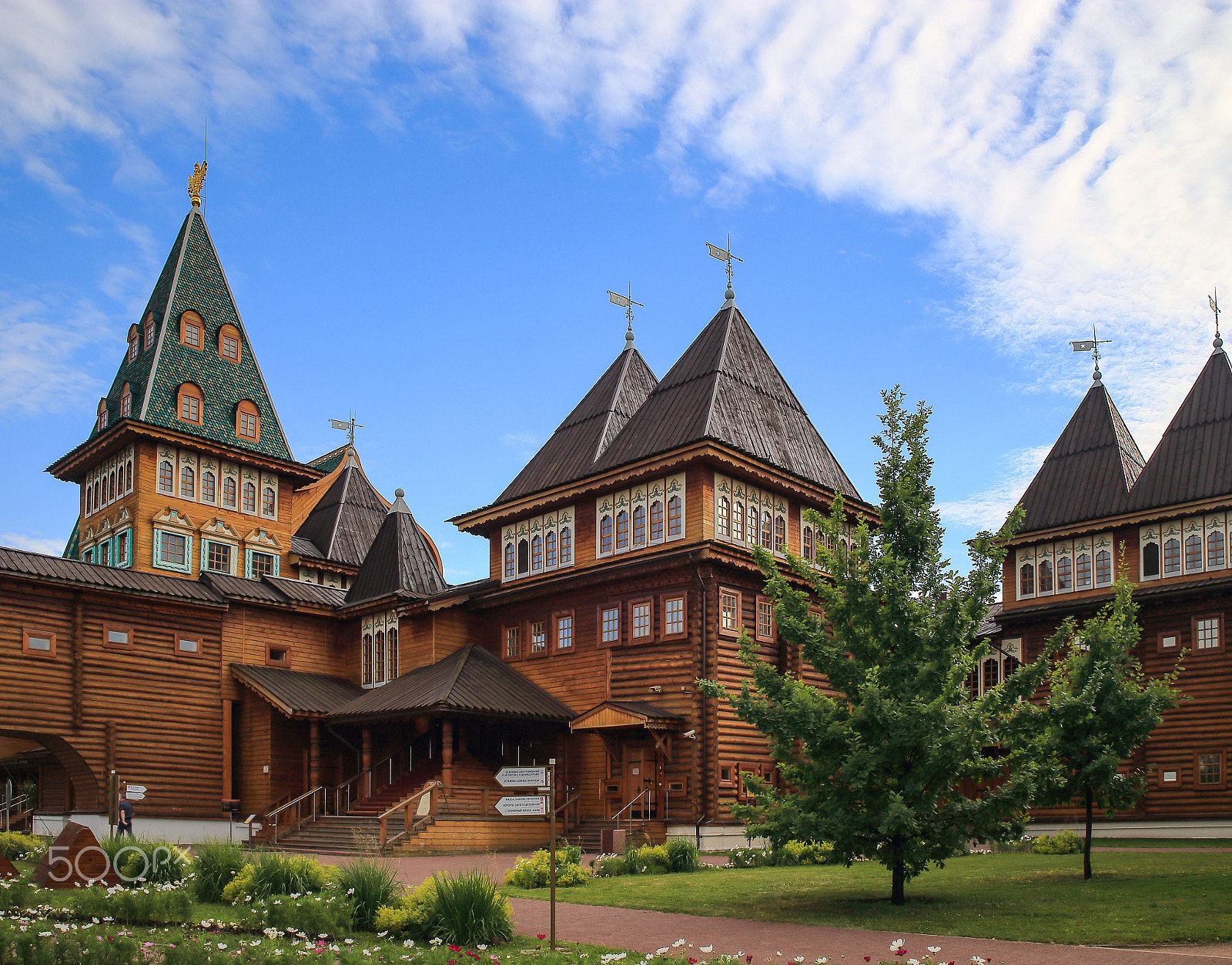 Canon EF 28-80mm f/2.8-4L sample photo. Kolomenscoe palace am photography