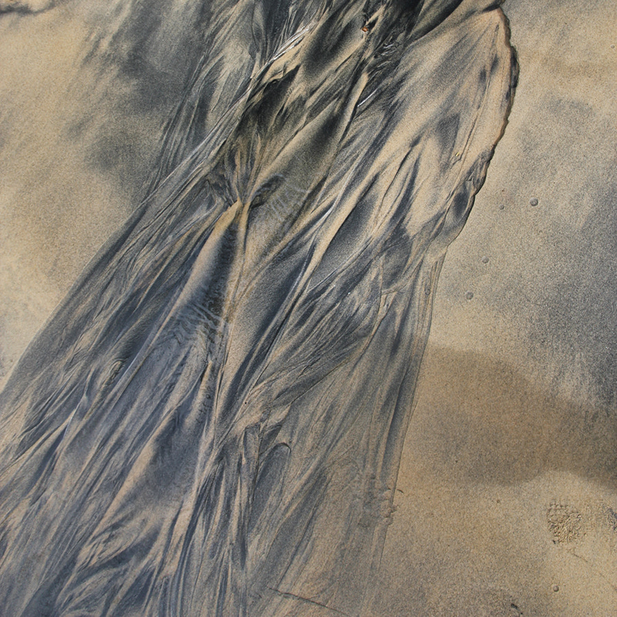 Sigma 17-70mm F2.8-4 DC Macro OS HSM sample photo. Sand artwork photography