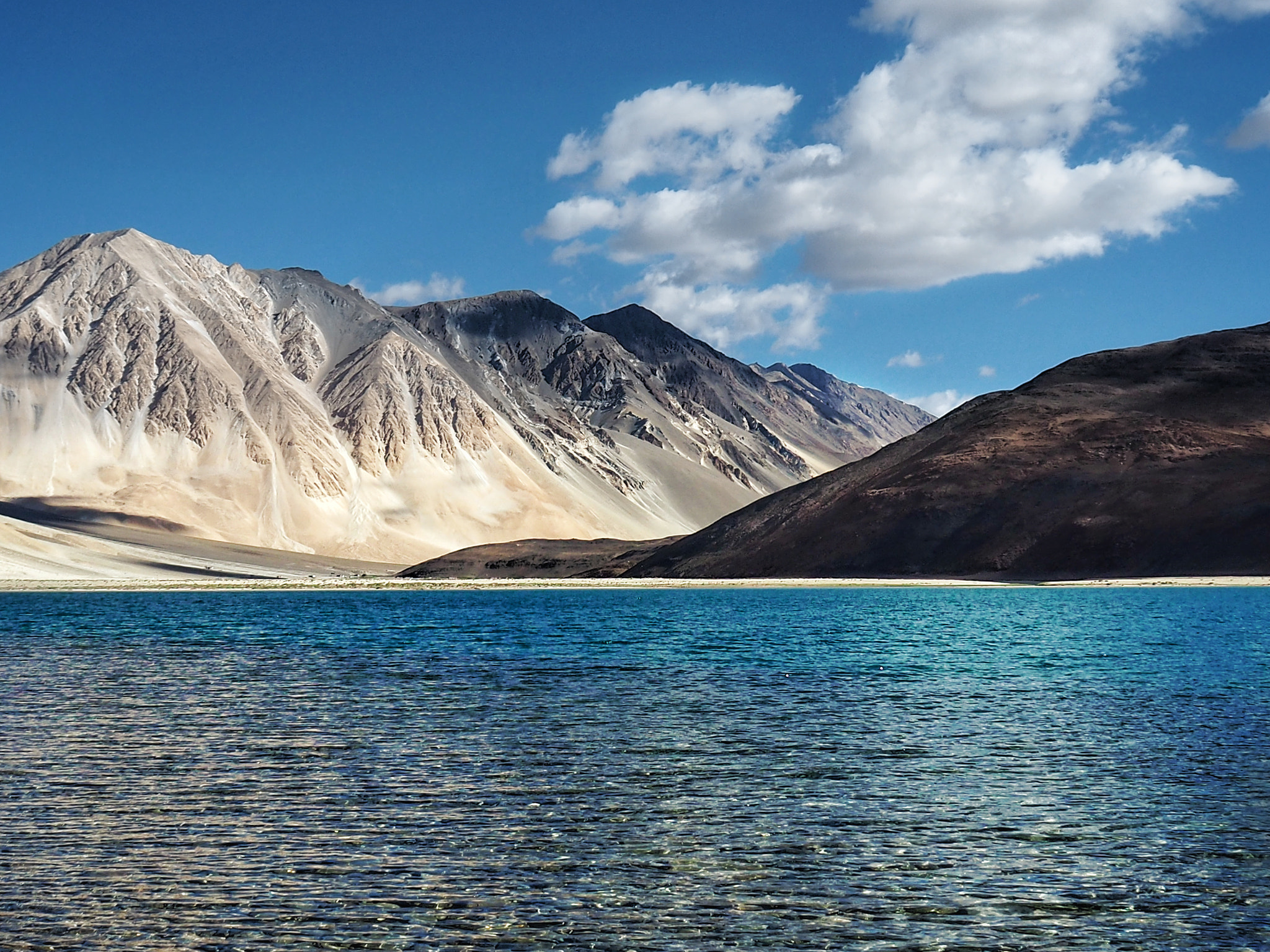 Olympus M.Zuiko Digital ED 14-150mm F4-5.6 sample photo. Pangong lake photography