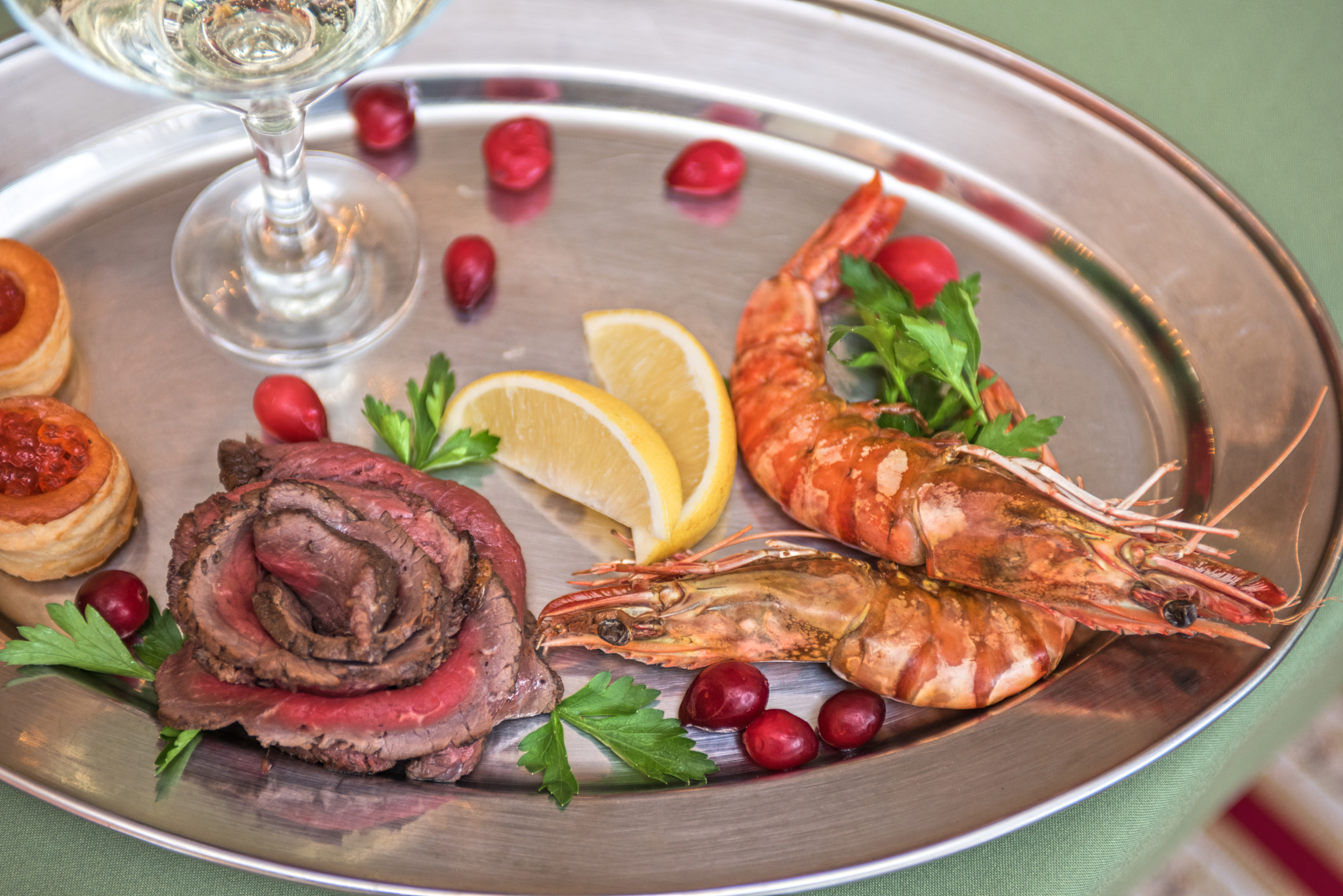 Nikon AF-S Nikkor 28-70mm F2.8 ED-IF sample photo. Grilled shrimps and beef meat photography