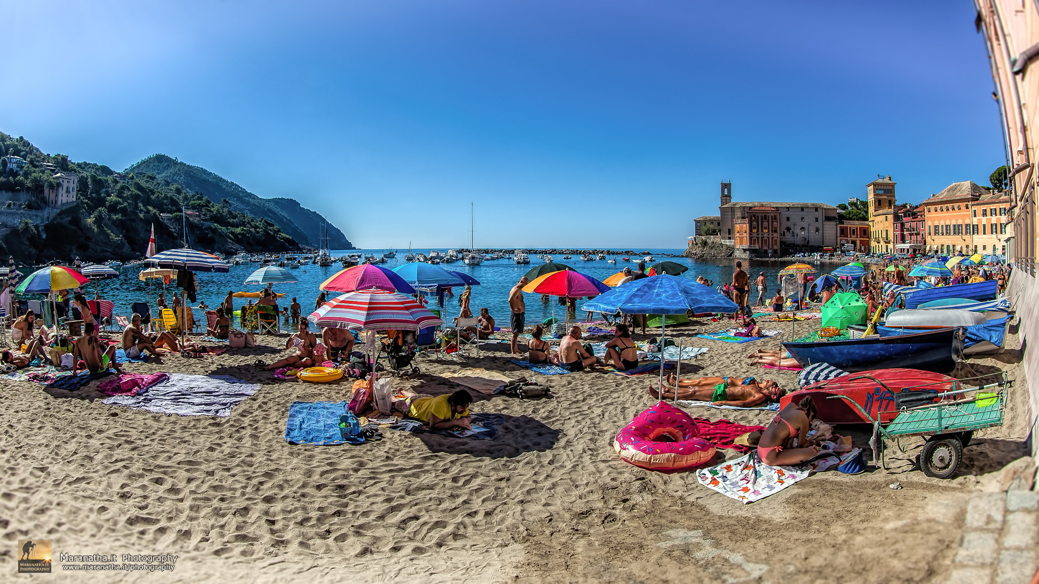 Canon EF 8-15mm F4L Fisheye USM sample photo. East bay - sestri levante photography