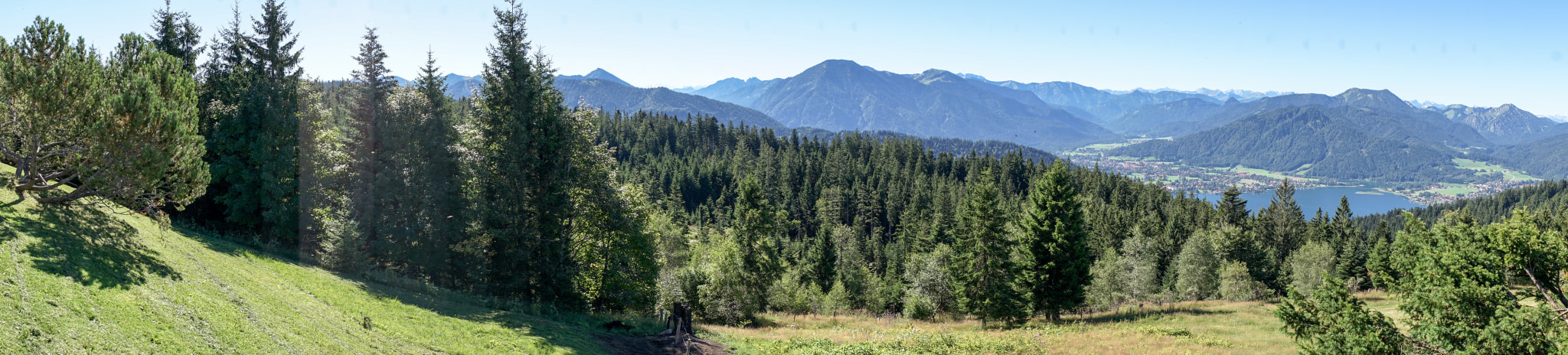 Sony a7 II + ZEISS Batis 25mm F2 sample photo. Hike above tegernsee photography