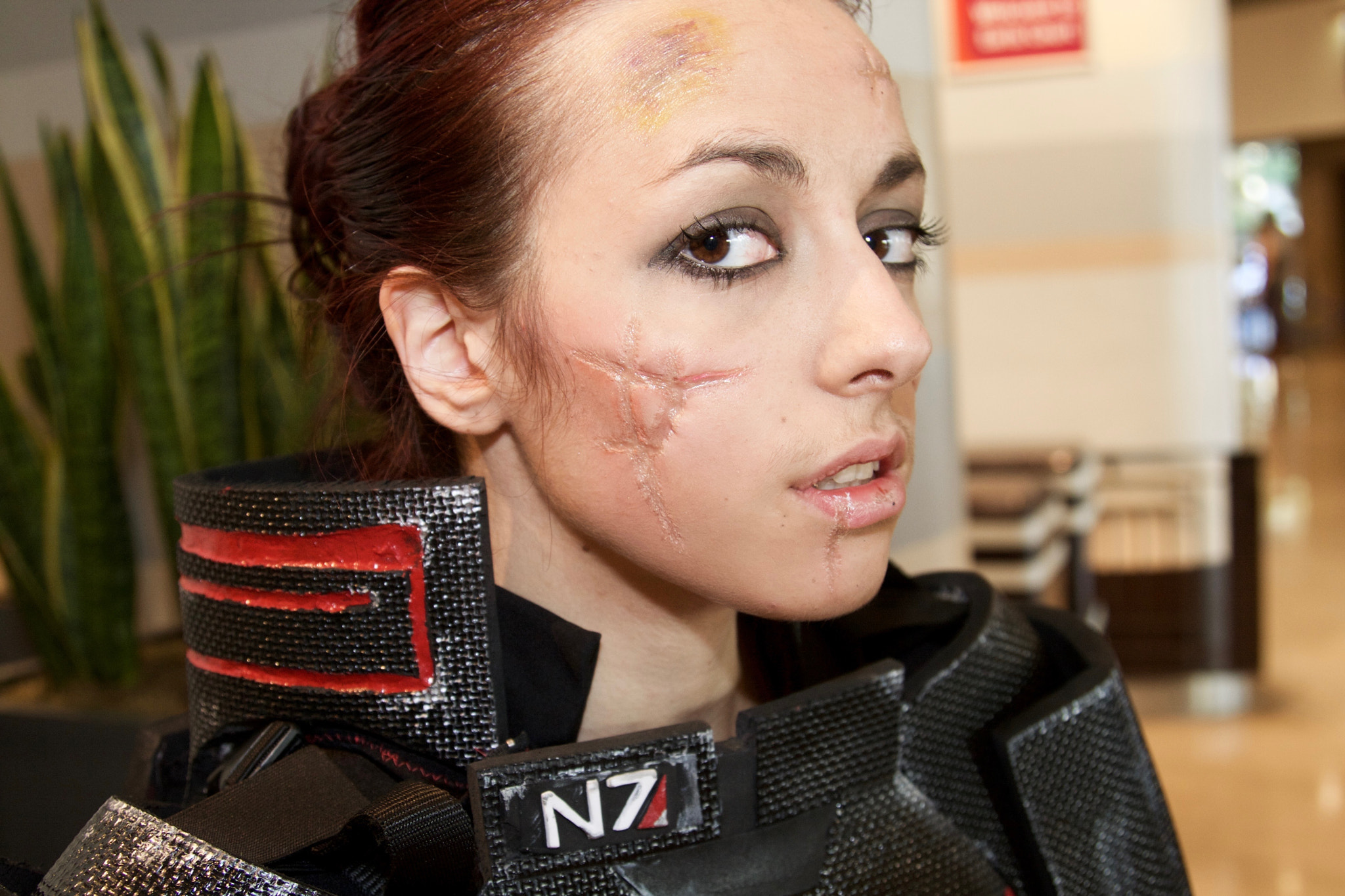 Canon EOS 400D (EOS Digital Rebel XTi / EOS Kiss Digital X) + Canon EF 24-105mm F4L IS USM sample photo. Mass effect cosplay at eurogamer expo photography