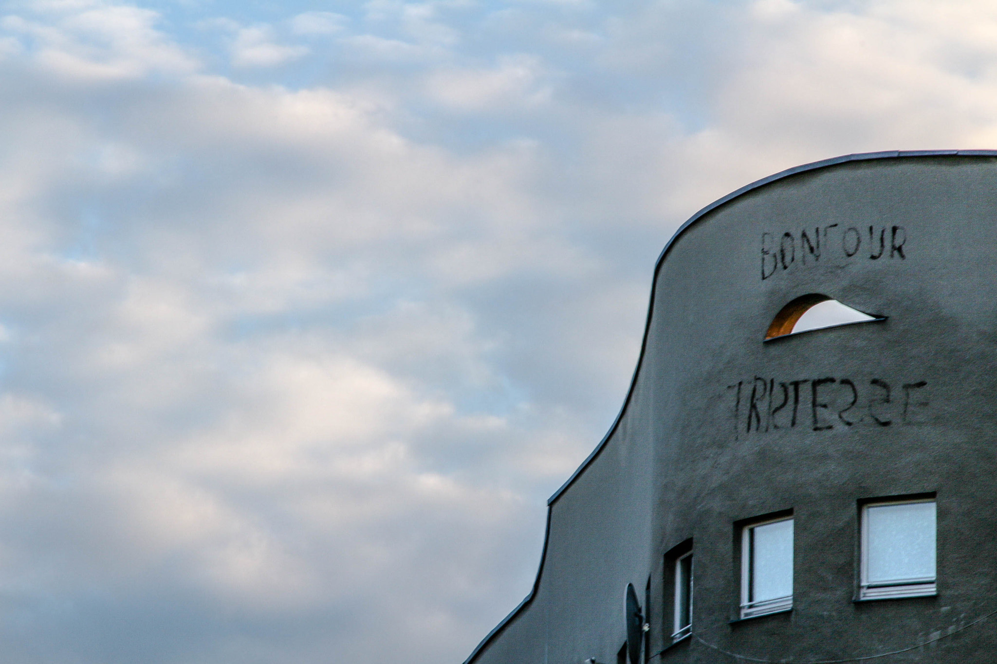 Sigma 18-200mm f/3.5-6.3 DC OS sample photo. Berlin building #5 photography