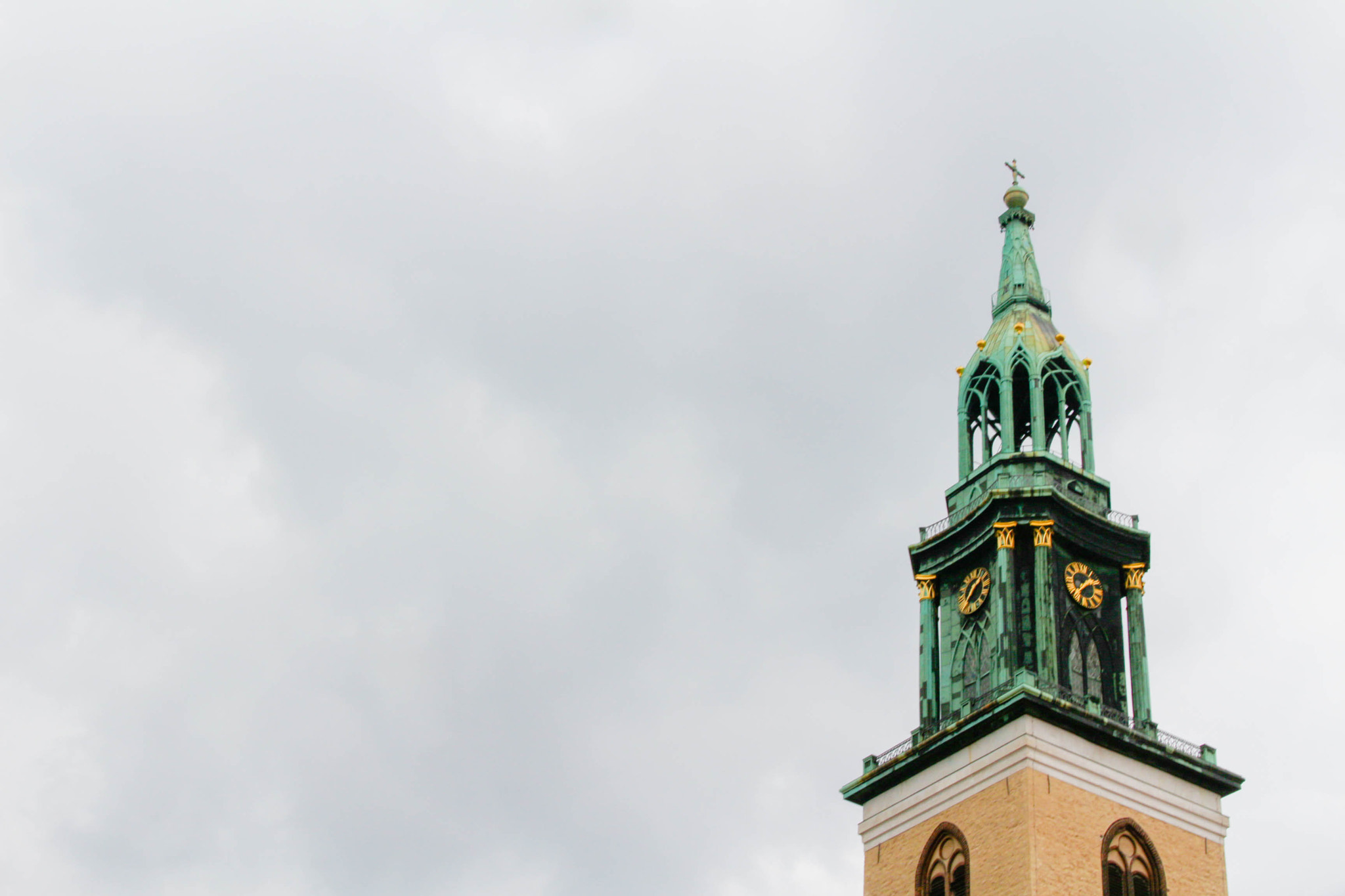 Sigma 18-200mm f/3.5-6.3 DC OS sample photo. Berlin church tower photography