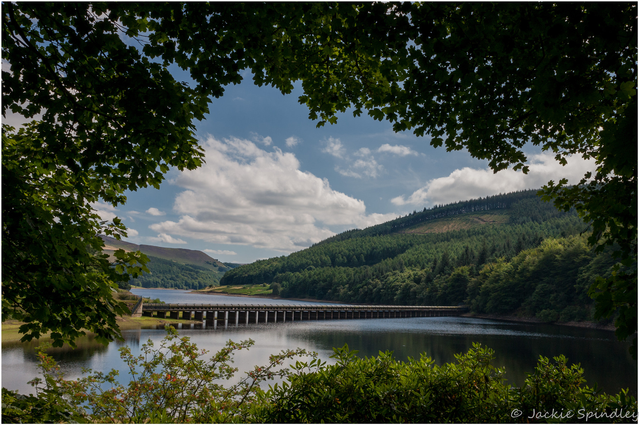 Canon EOS 40D + Sigma 24-70mm F2.8 EX DG Macro sample photo. Beautiful derbyshire photography