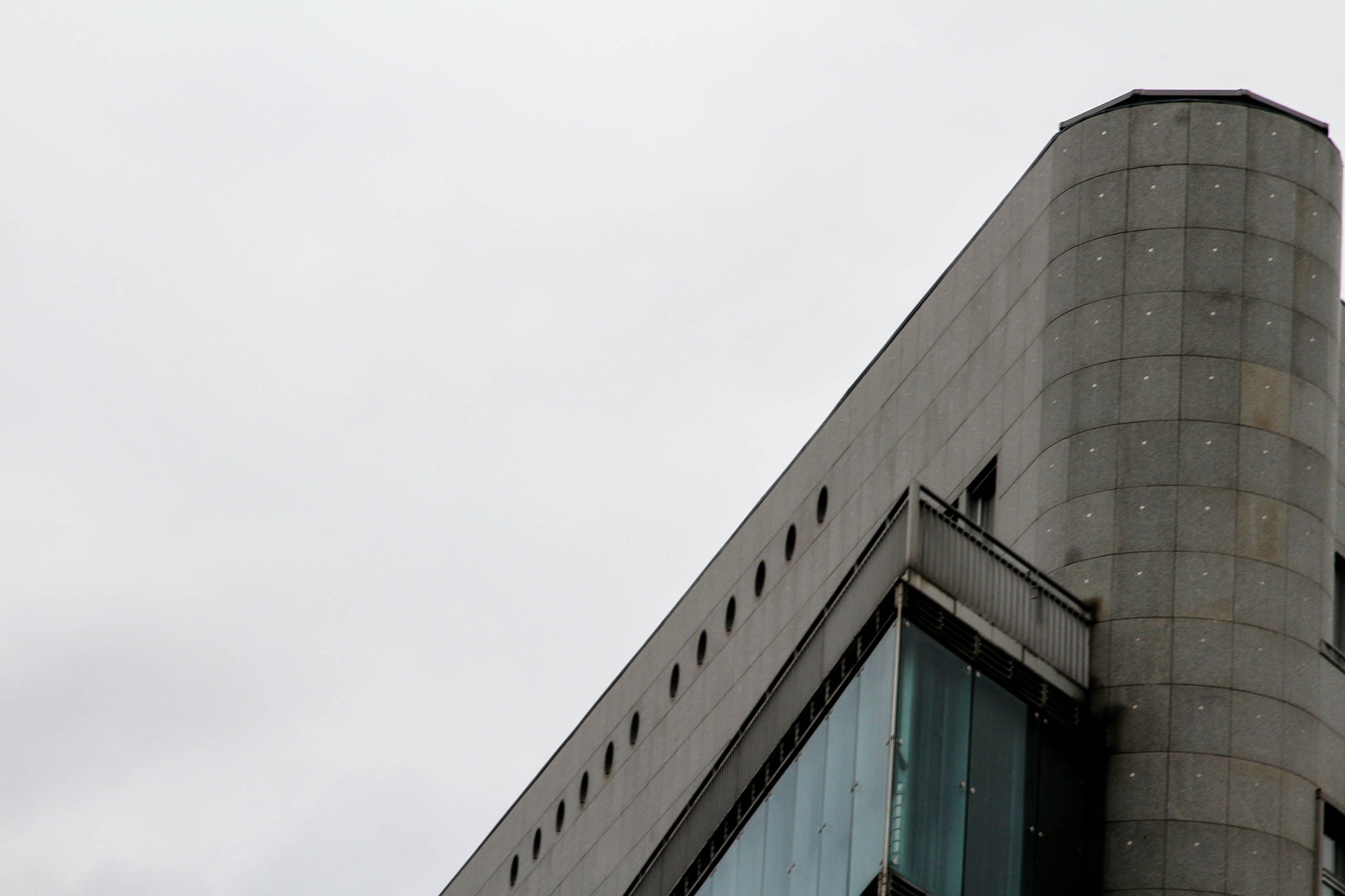 Sigma 18-200mm f/3.5-6.3 DC OS sample photo. Berlin building #24 photography