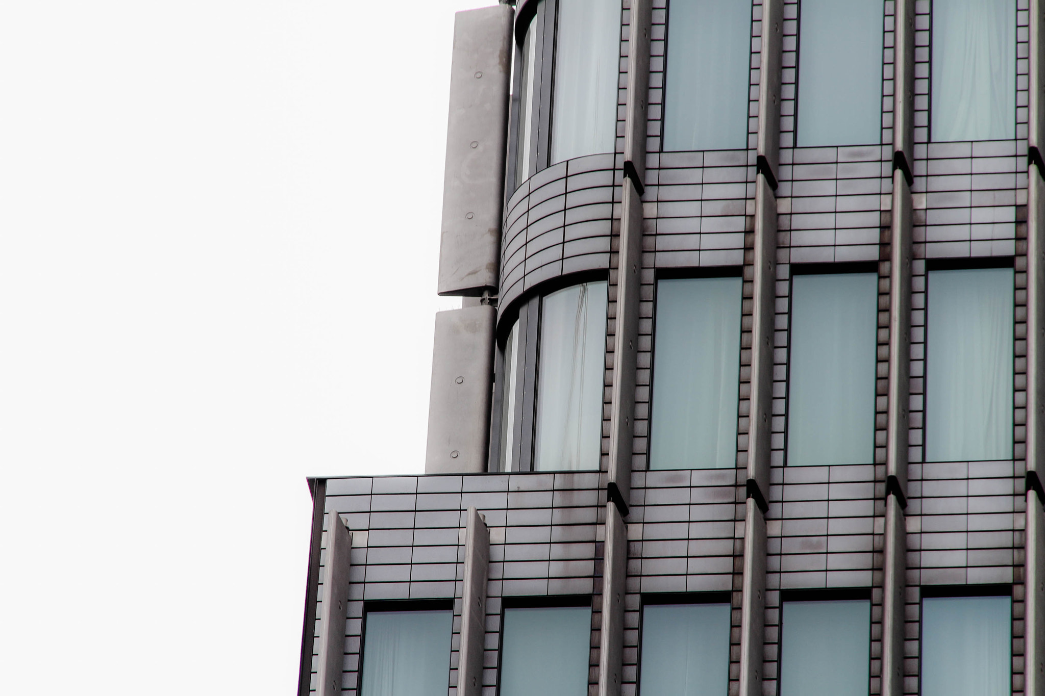 Sigma 18-200mm f/3.5-6.3 DC OS sample photo. Berlin building #30 photography