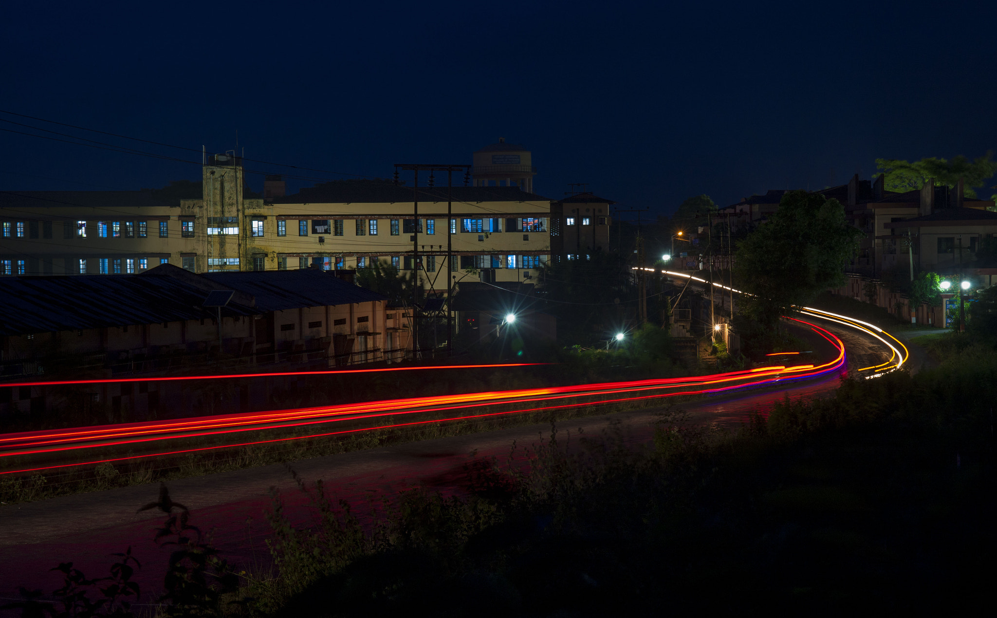 Canon EOS-1Ds Mark III sample photo. Trail..  photography