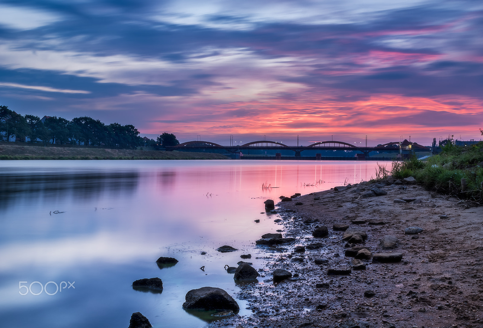 HD Pentax D FA 24-70mm F2.8 ED SDM WR sample photo. Dawn at rozanka in wroclaw photography