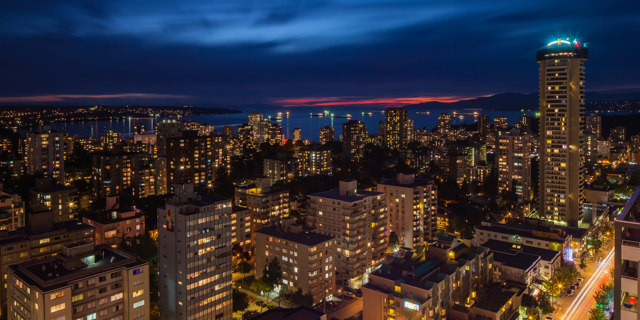 Canon EOS 5D Mark II + Canon TS-E 24.0mm f/3.5 L II sample photo. English bay sunset photography