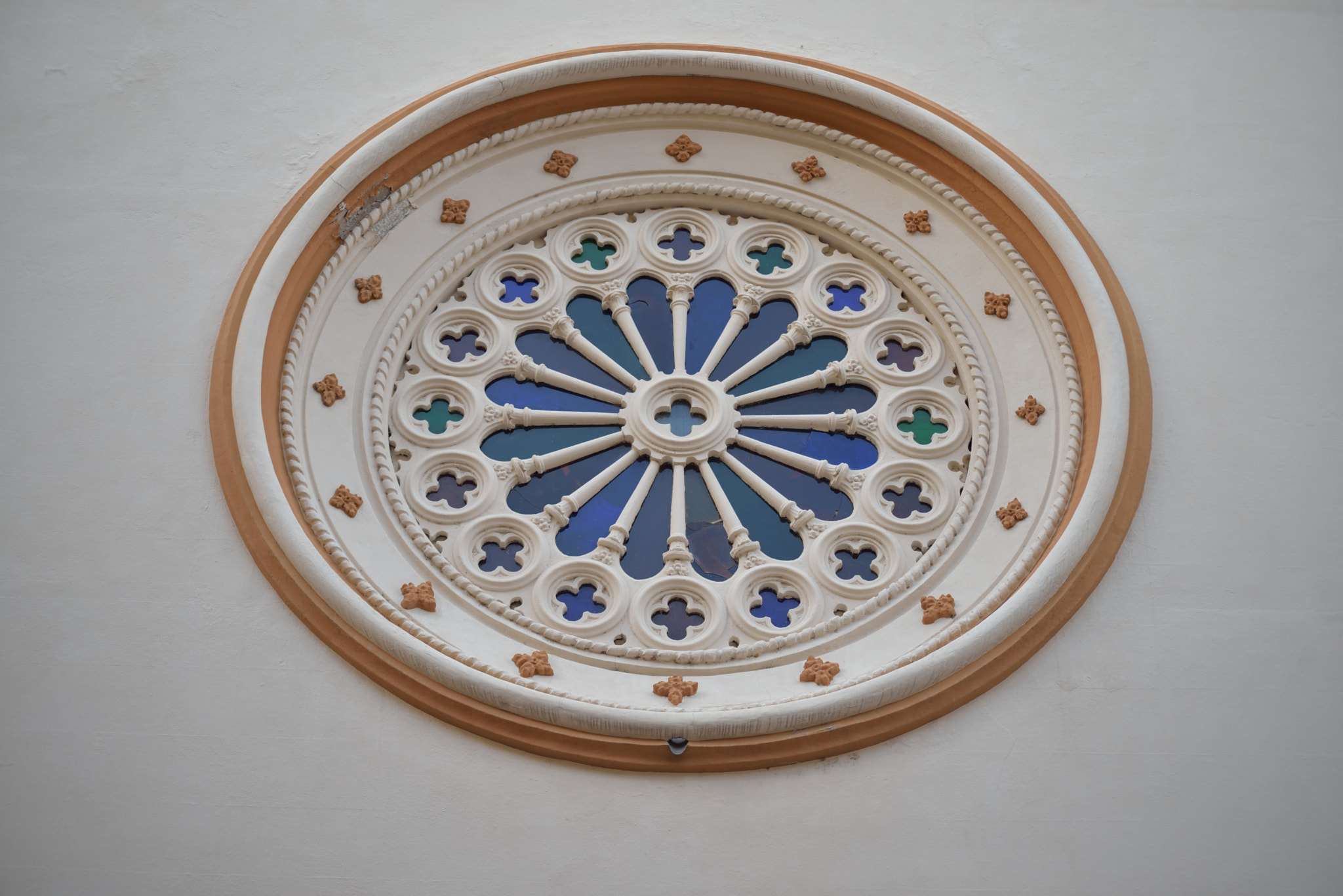 Nikon D610 + AF Nikkor 70-210mm f/4-5.6 sample photo. Church detail photography