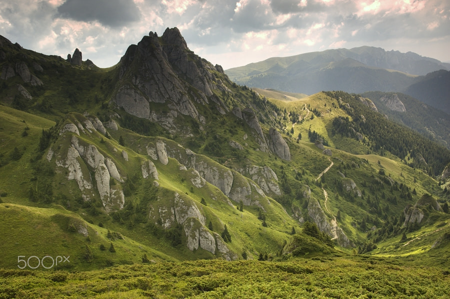 16.00 - 85.00 mm f/3.5 - 5.6 sample photo. Ciucaş mountains photography