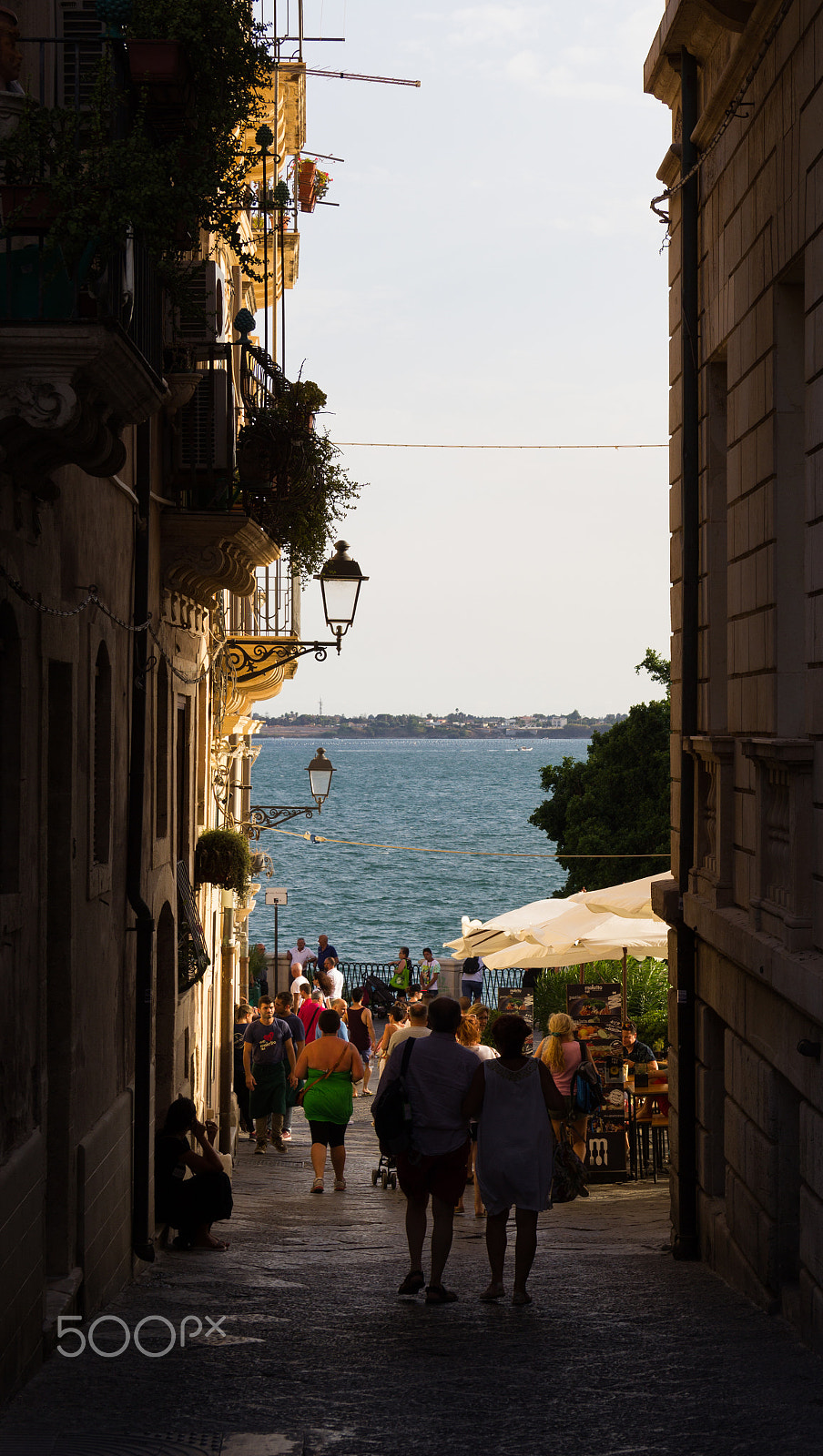 Canon EF-S 17-85mm F4-5.6 IS USM sample photo. Tra i vicoli di ortigia photography